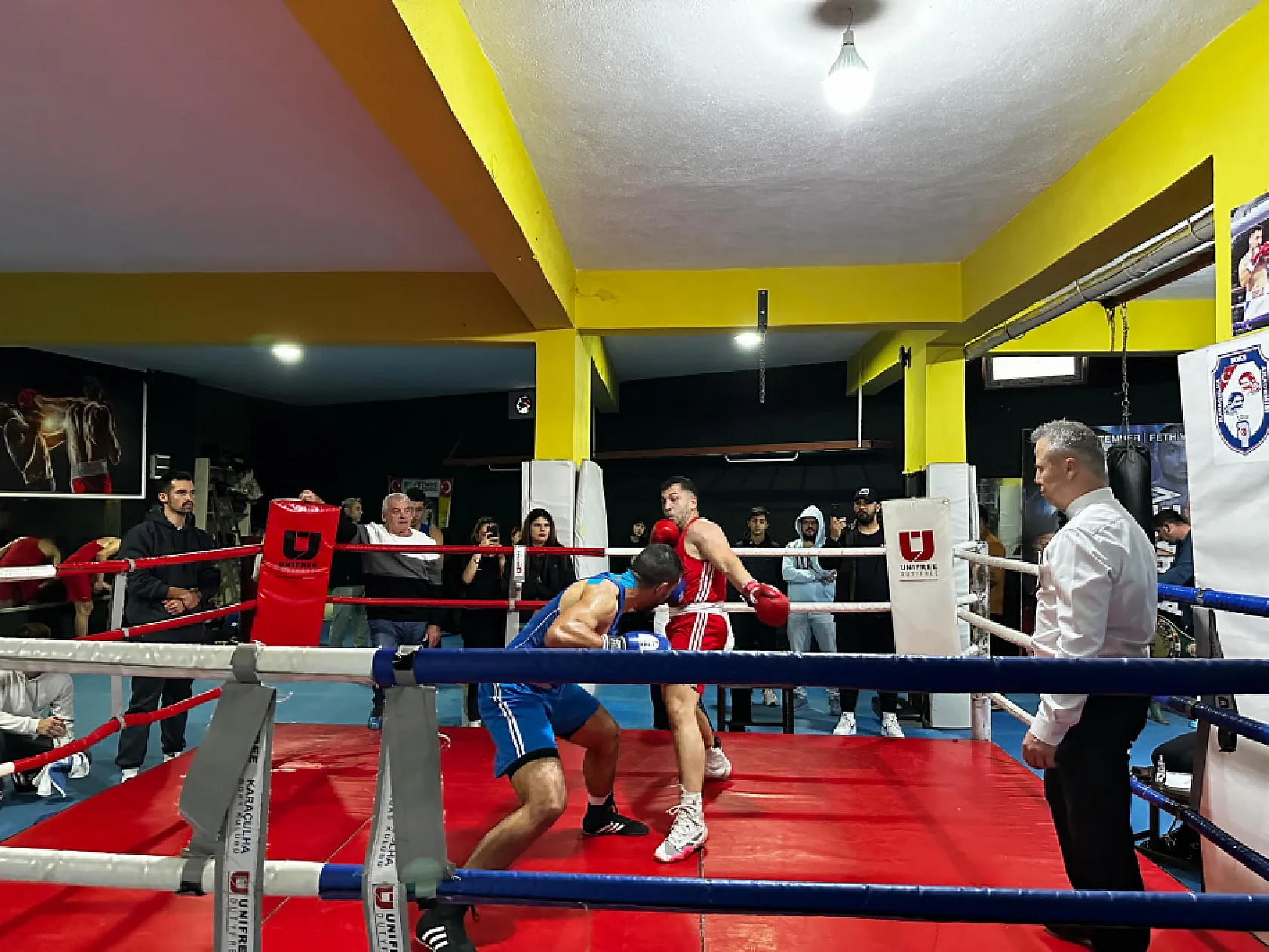 Fethiye'de Büyükler Kadınlar ve Erkekler Boks İl Seçmeleri Gerçekleştirildi