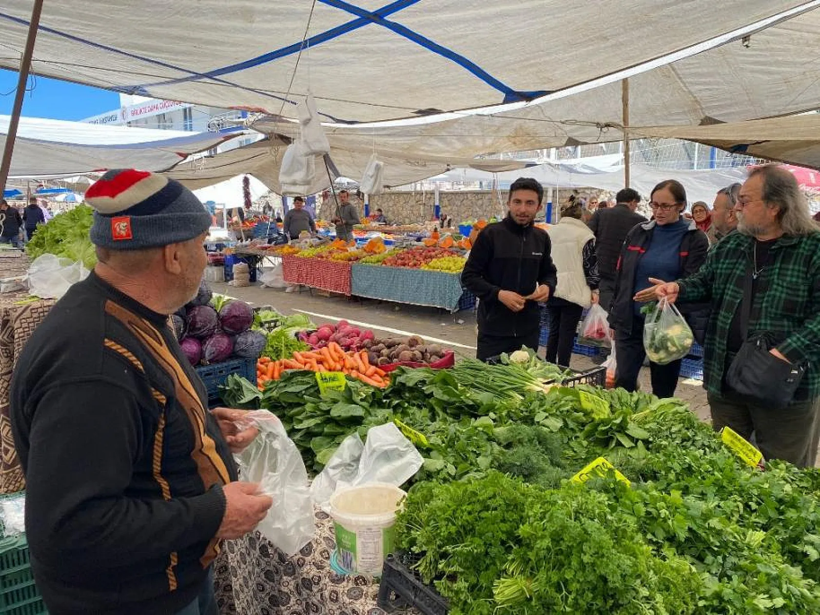 Fethiye'de pazarcılar isyanda! Cuma pazarı güncel fiyatlar!