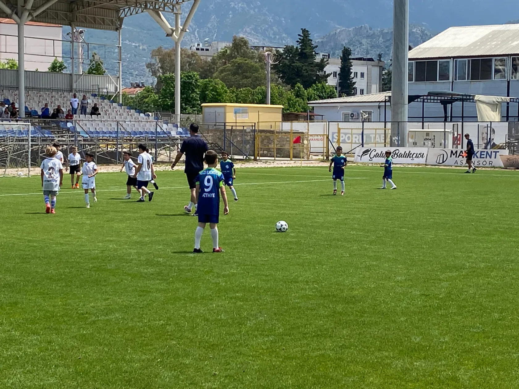1. Fethiyespor Geleceğin Yıldızlarını Arıyor Turnuvası başladı