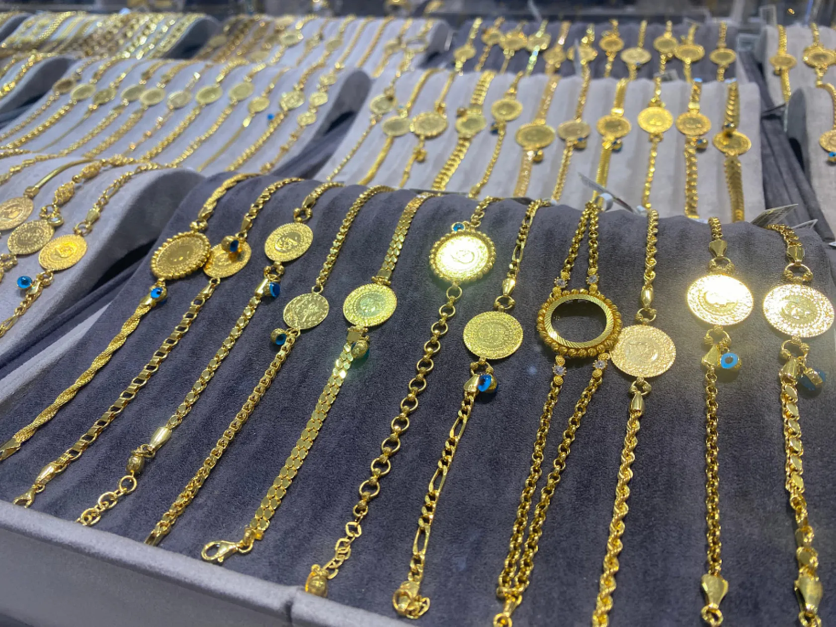 Sarı madende rekor üstüne rekor! Gram altın 3.430 TL'ye ulaştı