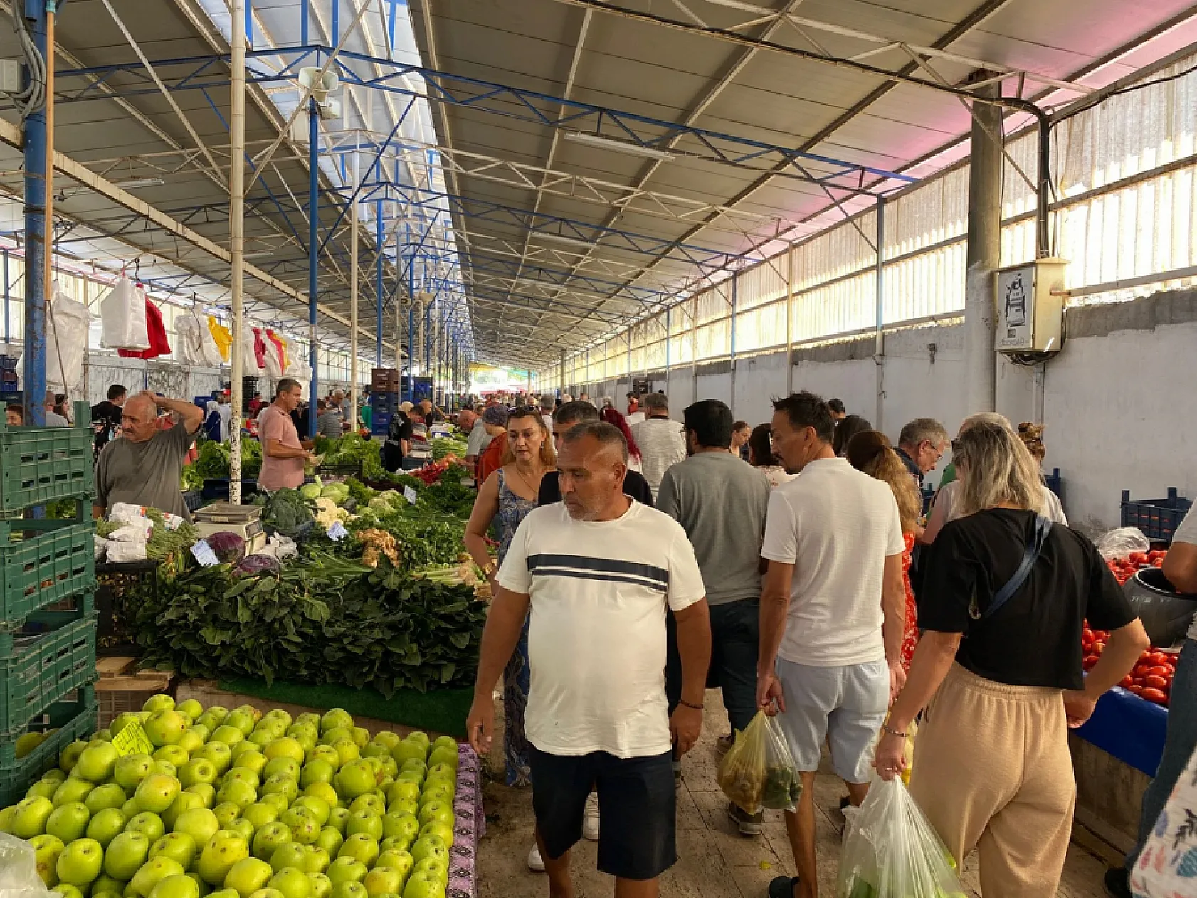 Fethiye'de Salı Pazarı 28 Ekim Pazartesi Günü Kurulacak