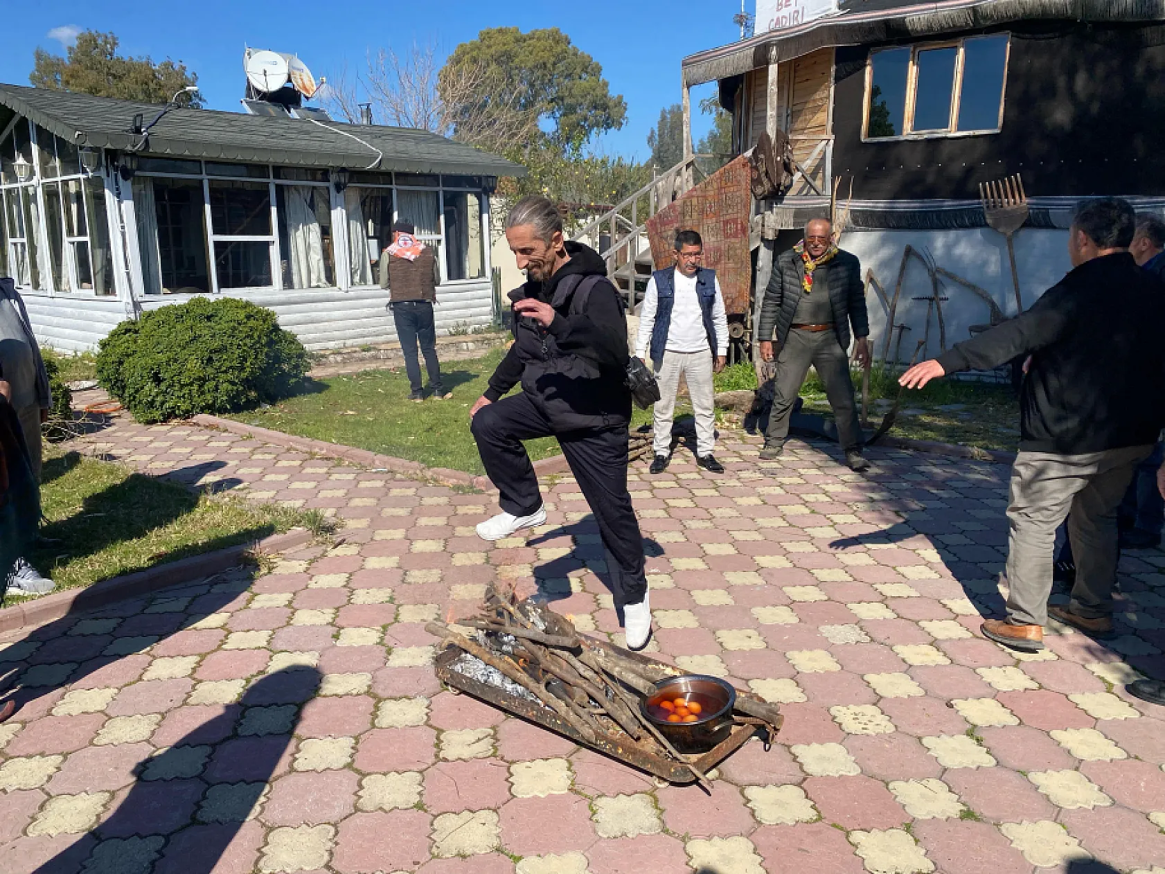 Fethiye'de Nevruz'u büyük bir coşkuyla kutladılar