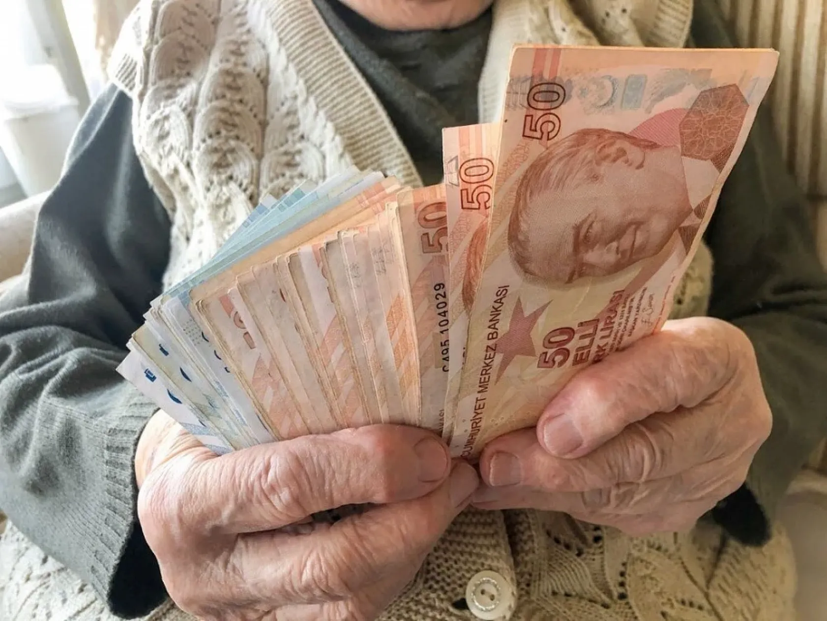 Emeklilere yapılacak zam oranı netleşti: İşte Ankara kulislerinde konuşulan rakam