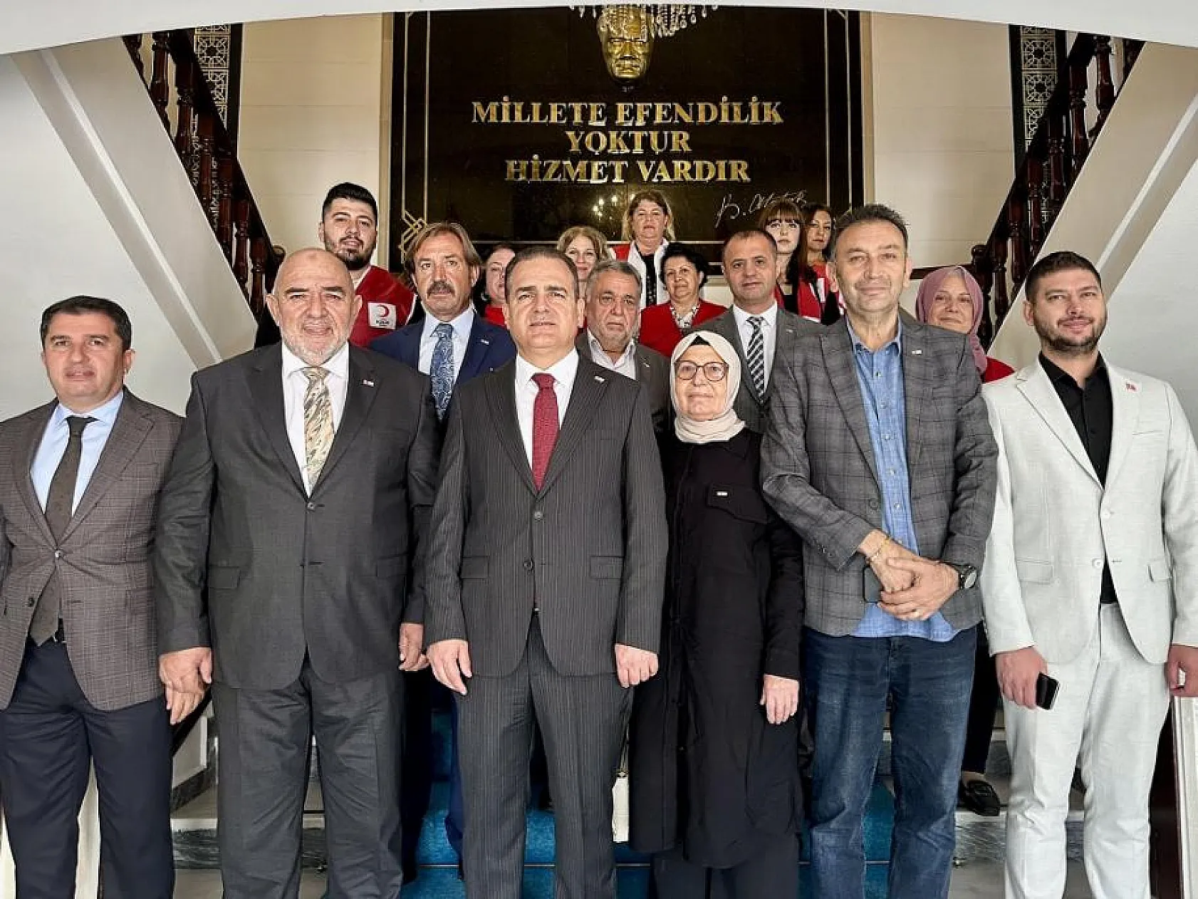 Kızılay Haftası'nda anlamlı ziyaret