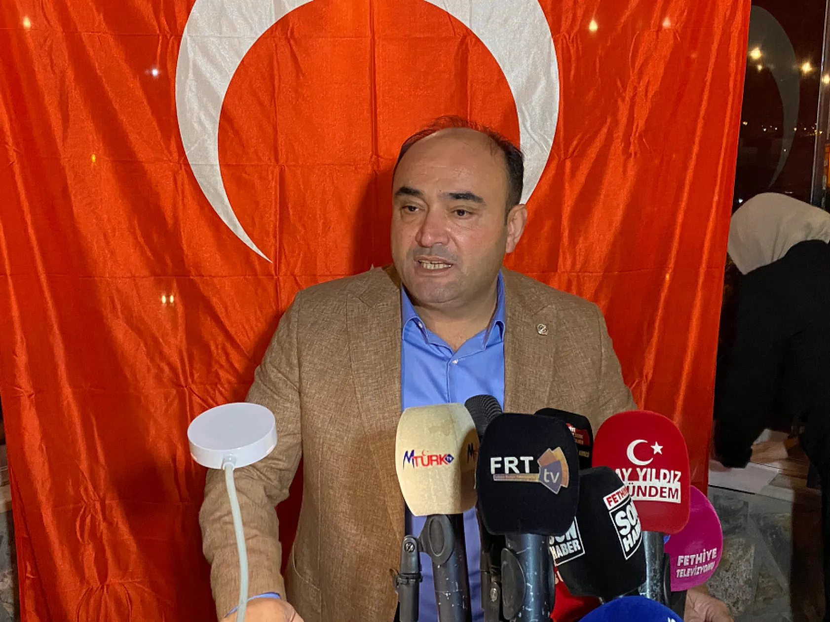 Başkan Akdenizli 'Gazeteciler, Önemli Bir Kamu Görevini Yerine Getirmektedir'
