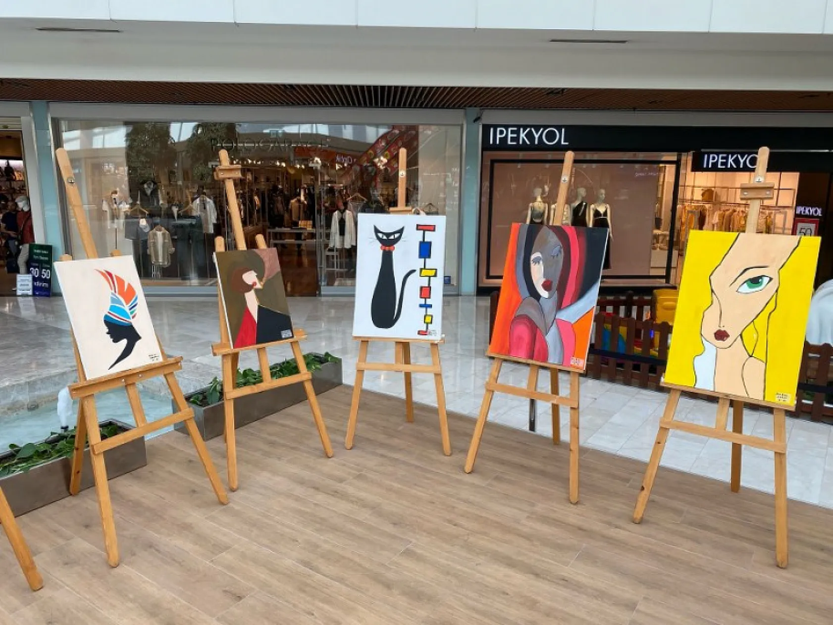Fethiye Gülşen Gökçe Spor Okulu'ndan resim sergisi