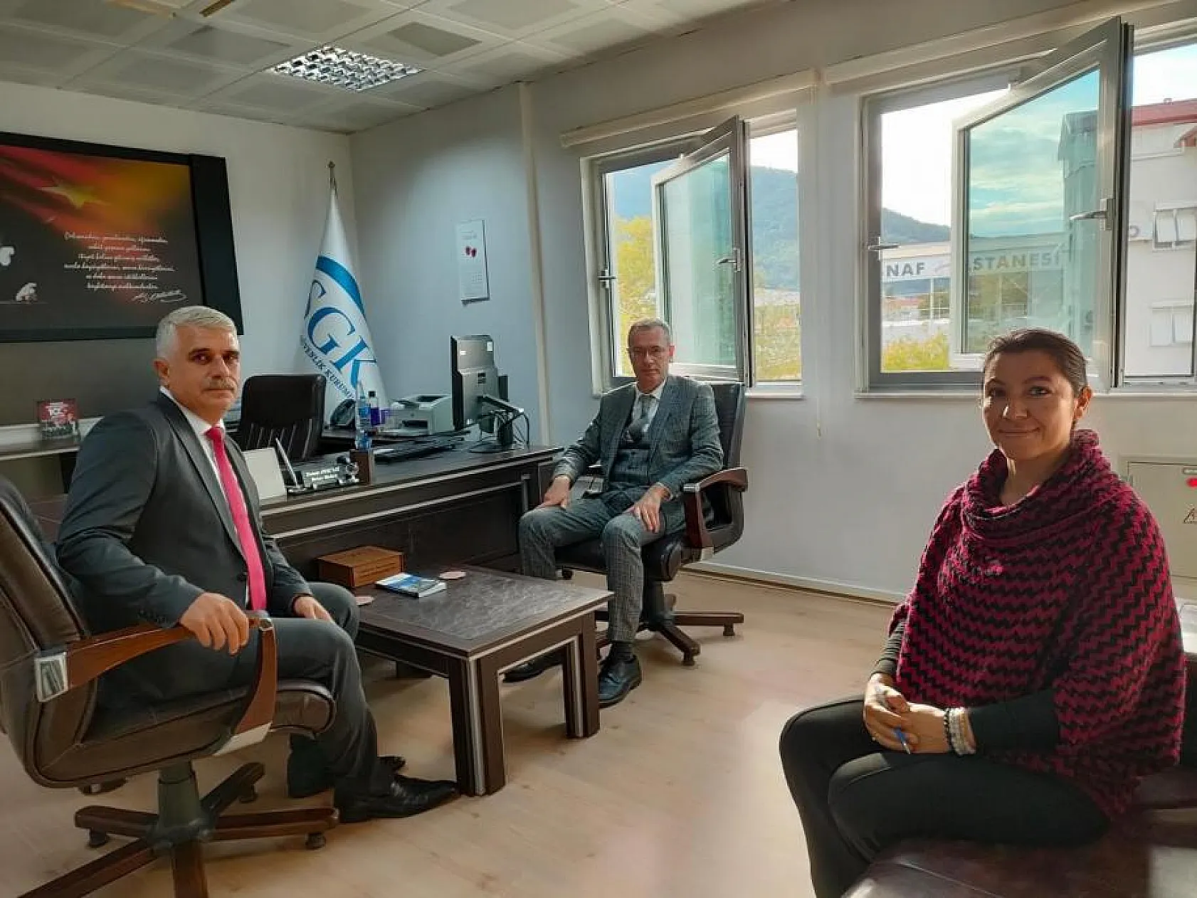 Aday Adayı Demir, Genel Başkan Özel'i ziyaret etti