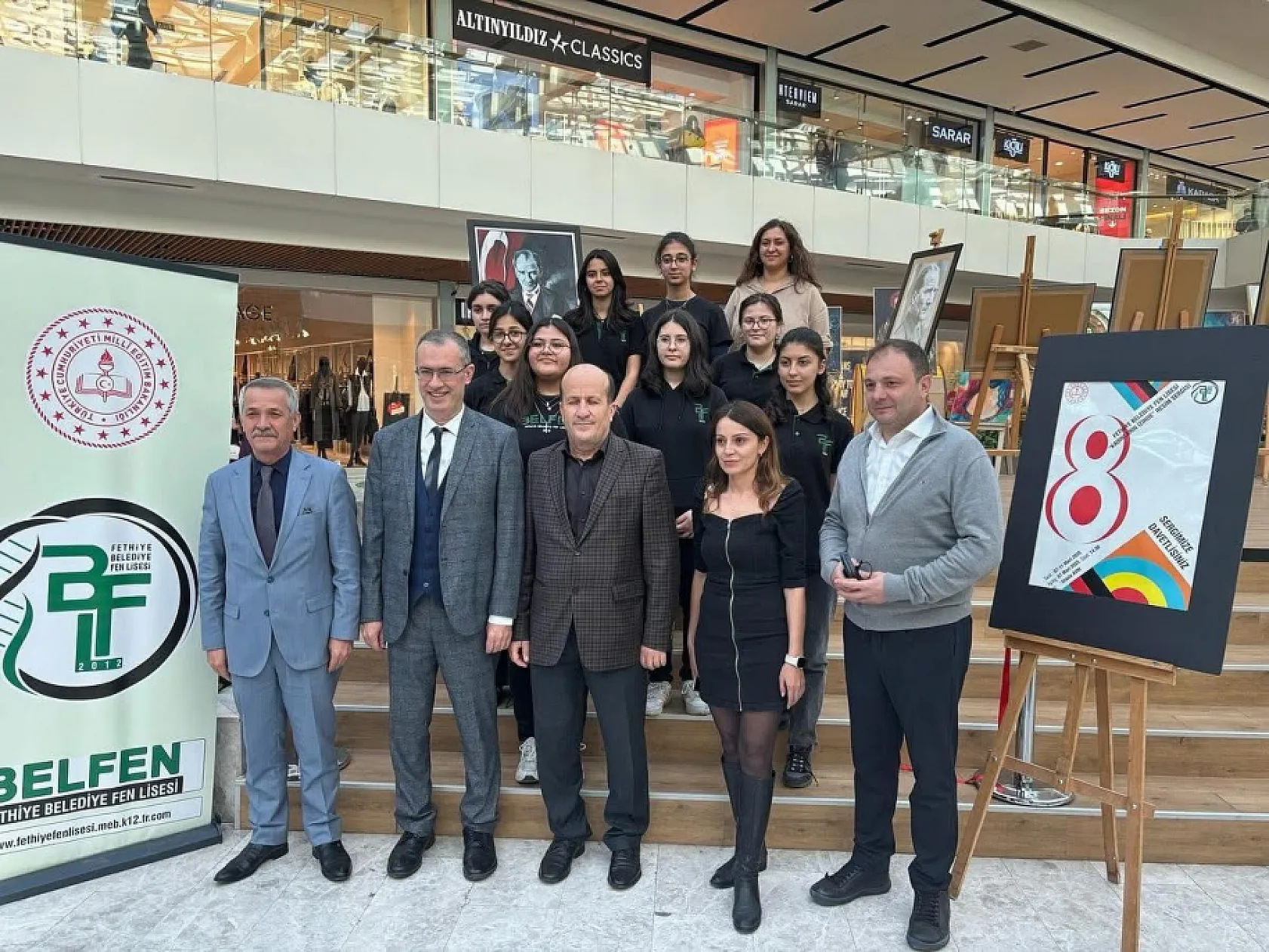 Fethiye Belediye Fen Lisesi Öğrencilerinden 'Kadınların İzinde' Resim Sergisi