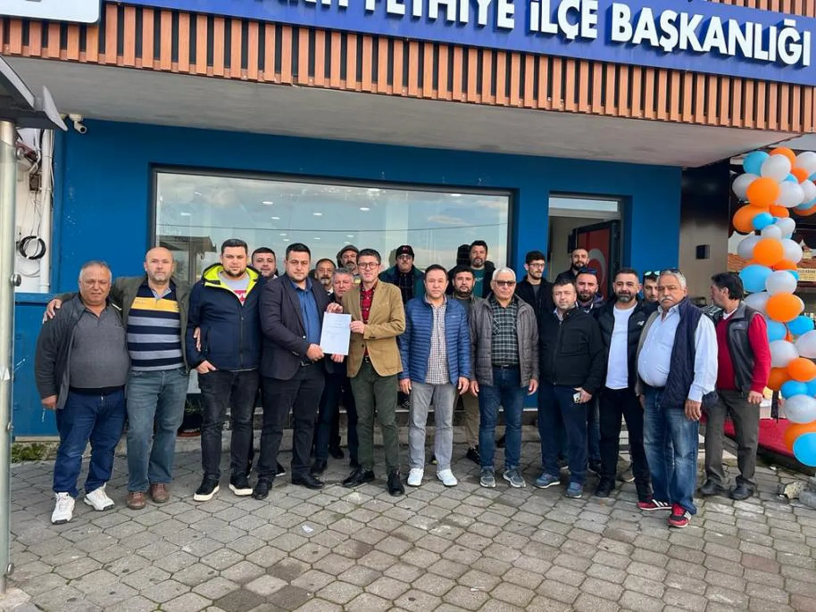 Aday Adayı Kökten'e Ziyaretçi Akını