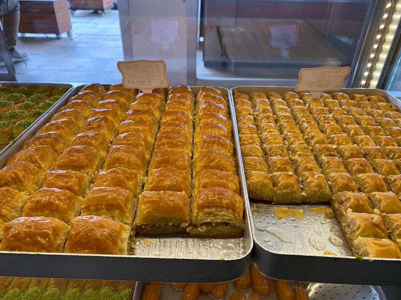 Tepsi kültürü bitti, Baklava artık taneyle satılıyor!