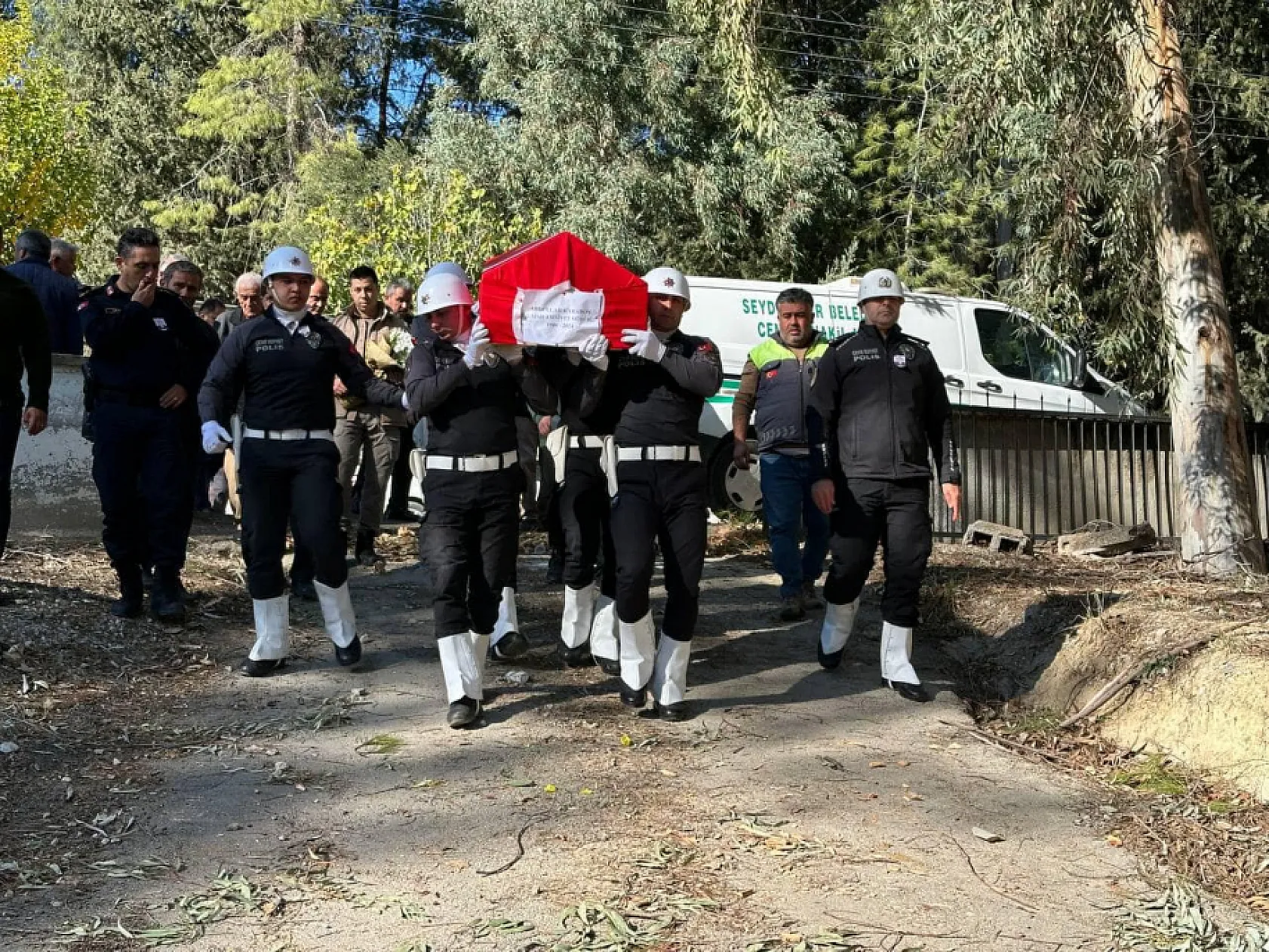 Seydikemer'de Emekli Emniyet Müdürü Abdullah Karadon Dualarla Uğurlandı