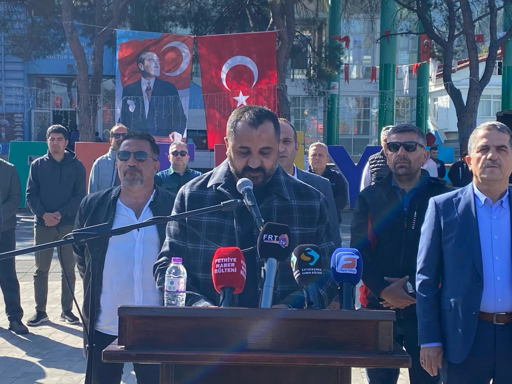 Fethiye'de 'Villa Turizmine Çık' toplantısında işletmecilerden yetkililere çağrı