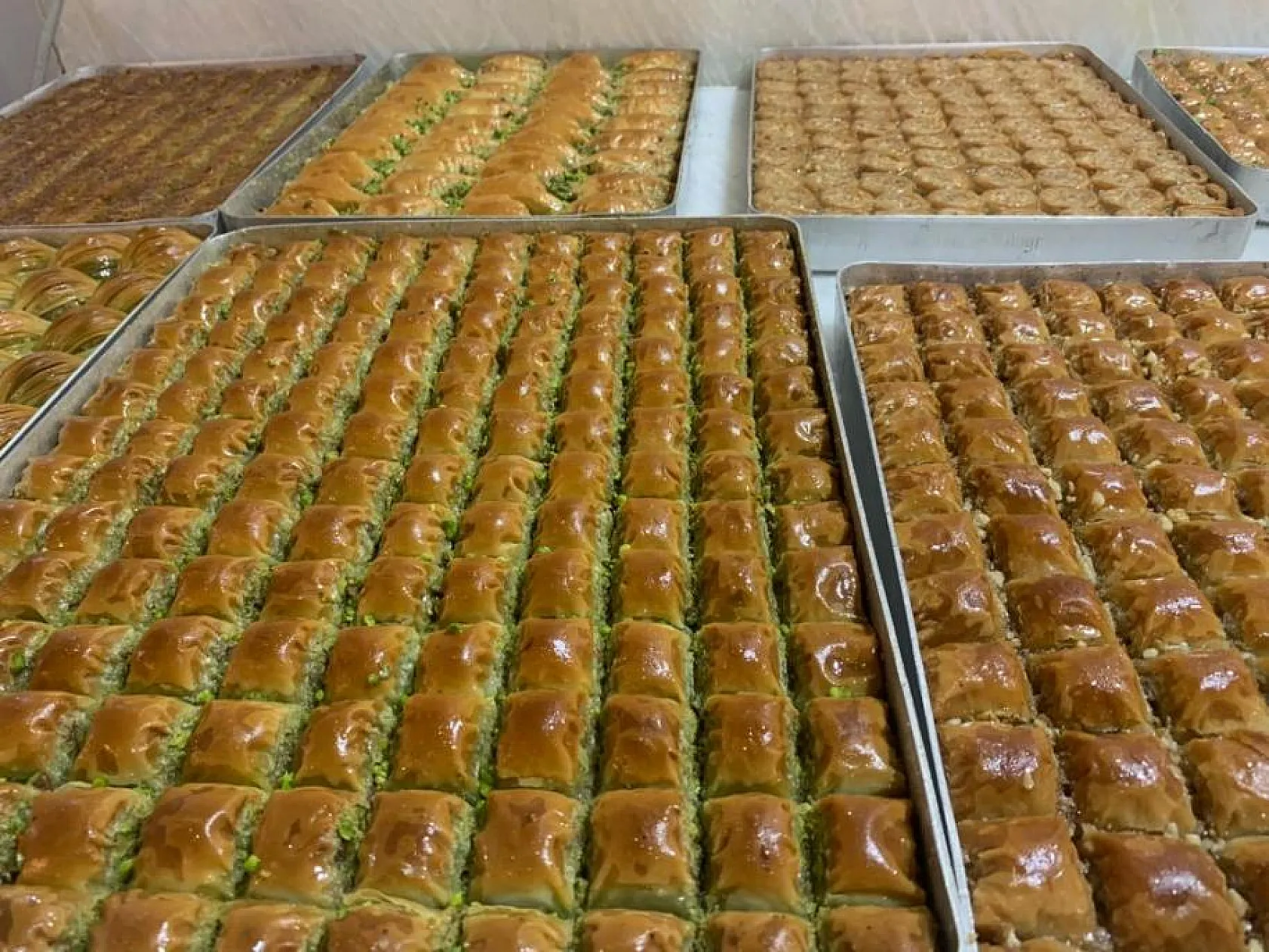 Anteplioğlu Tatlı Dünyası fark yaratıyor