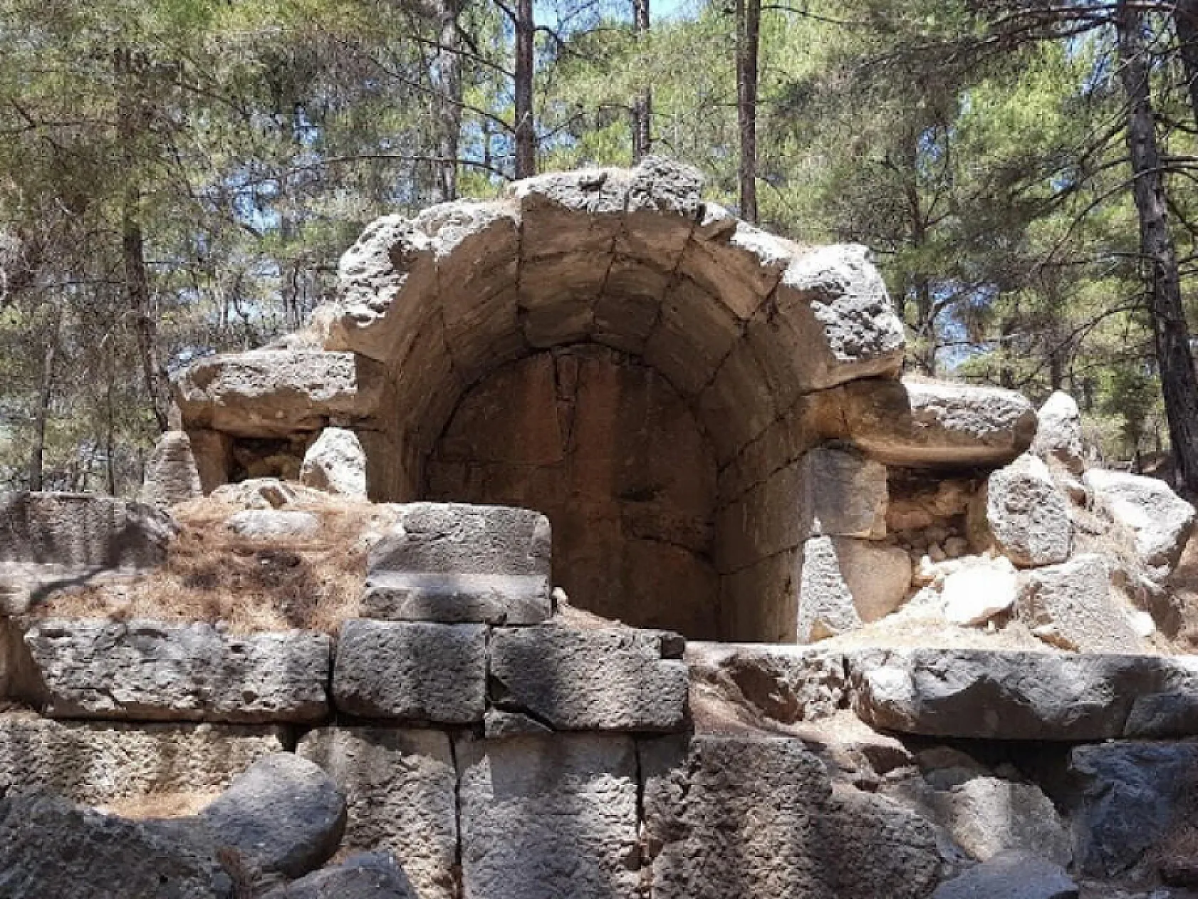 Fethiye Körfezi'ni Kuşbakışı Gören Antik Kent: Kadyanda