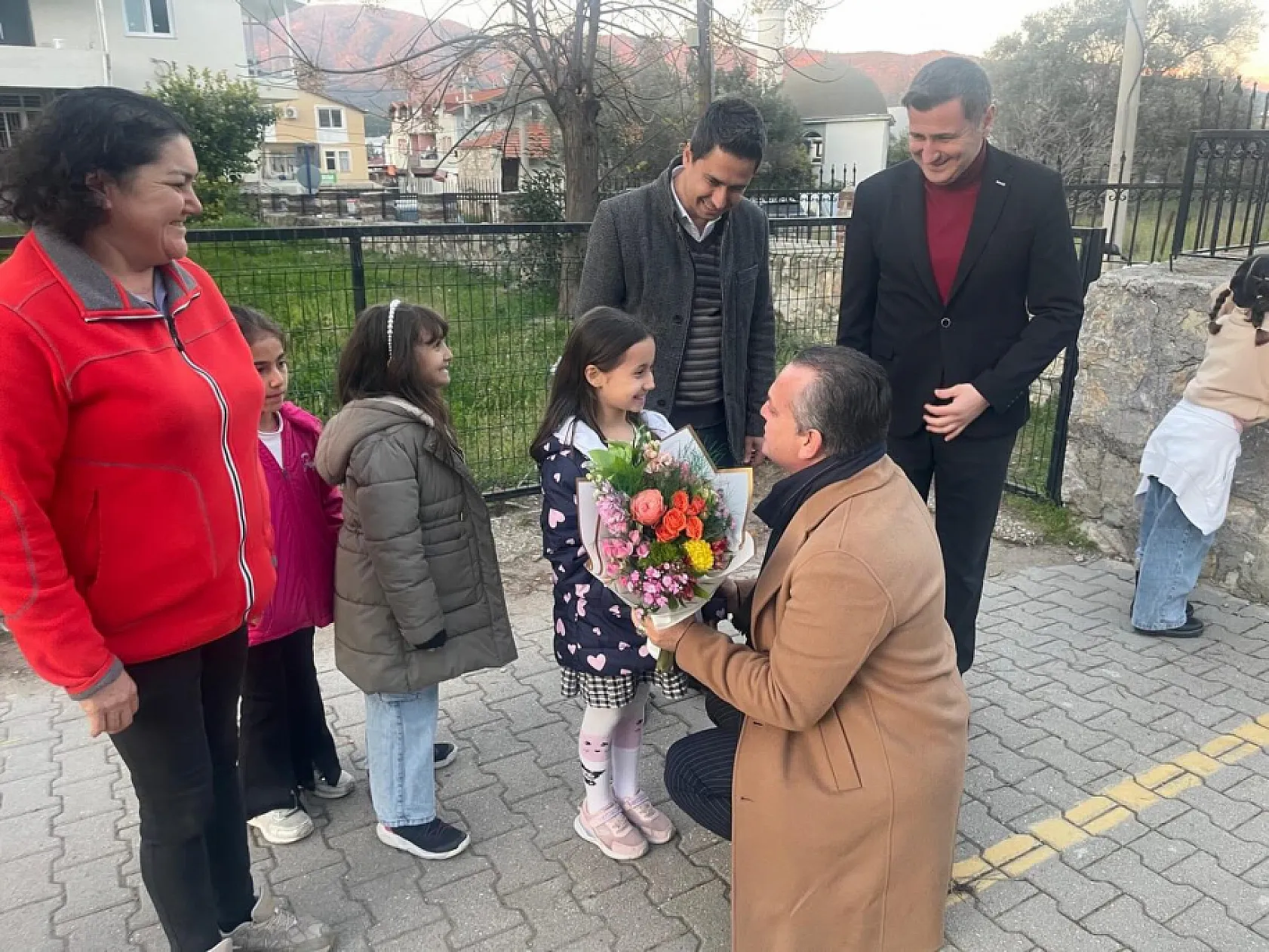Fethiye'de Kaymakam Fatih Akkaya, İftarda Öğrencilerle Buluştu
