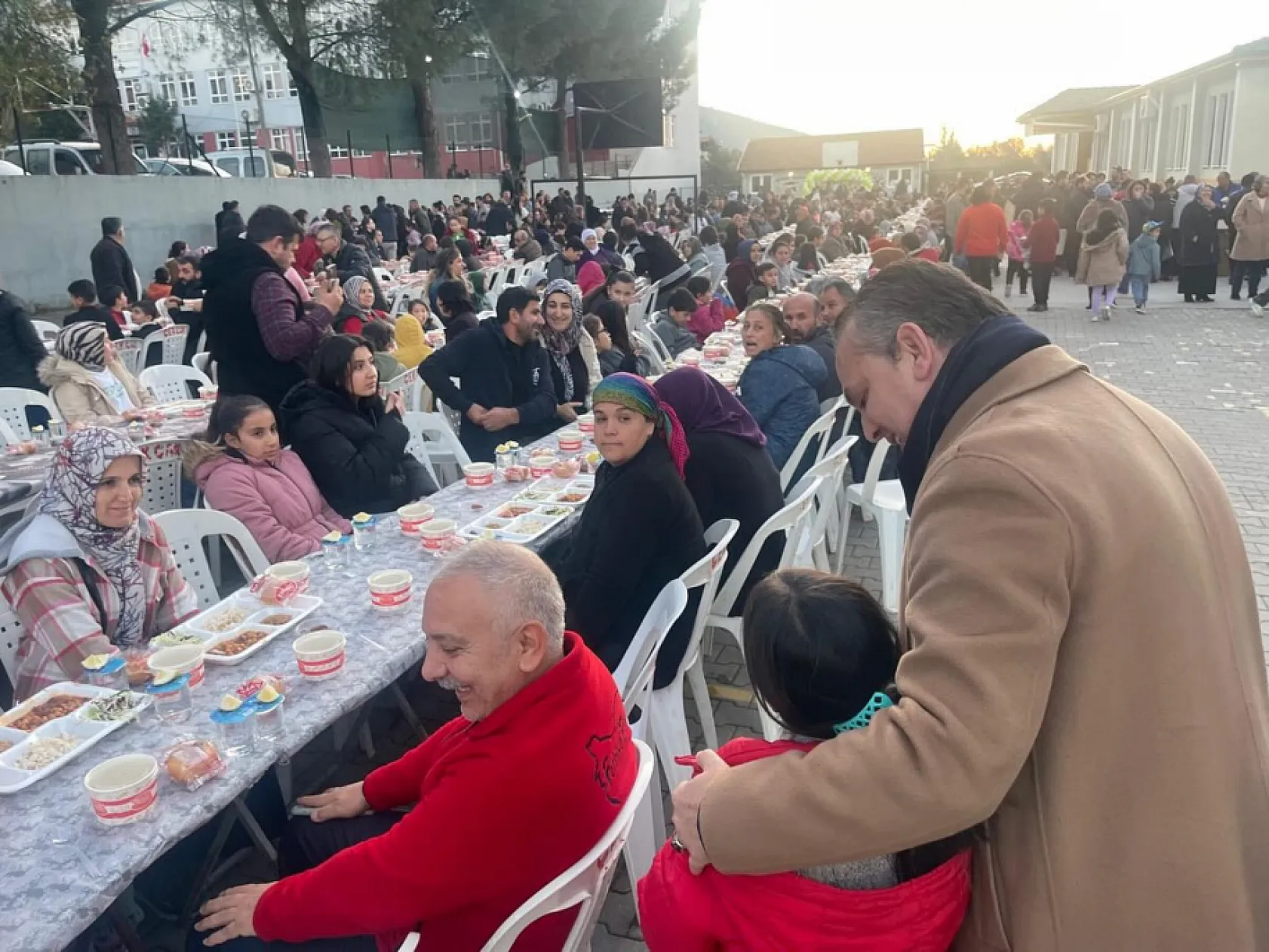 Fethiye'de Kaymakam Fatih Akkaya, İftarda Öğrencilerle Buluştu