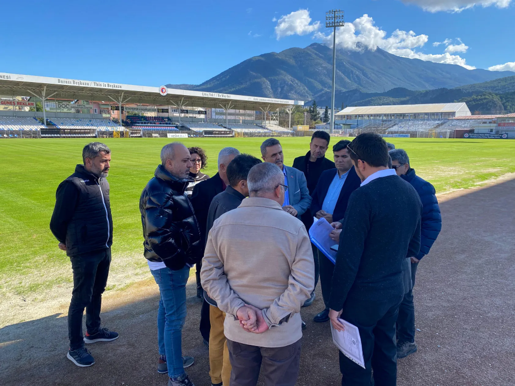 Fethiye İlçe Stadyumu'nda Betonarme Tribünü İçin İncelemelerde Bulunuldu