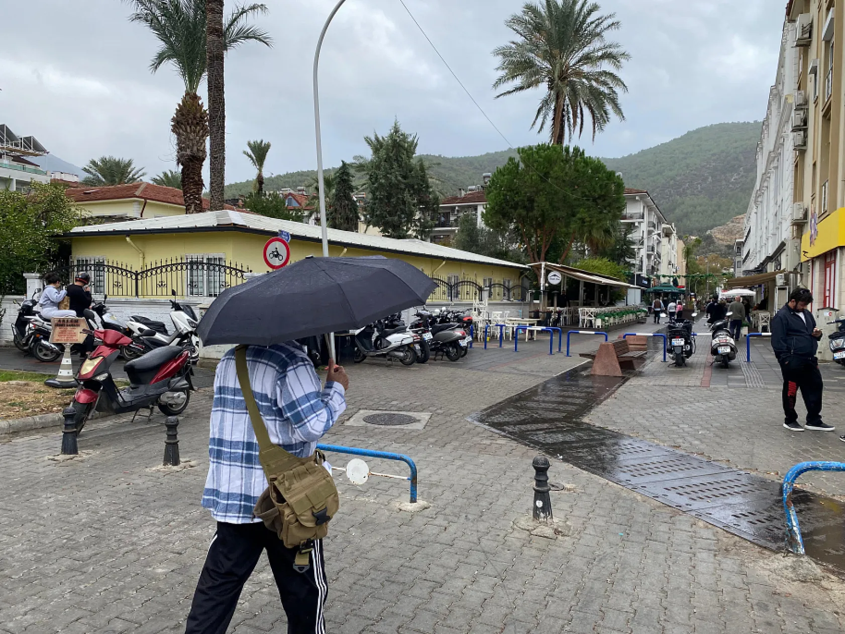 Fethiye'de Yağışlı Hava Etkili Oluyor