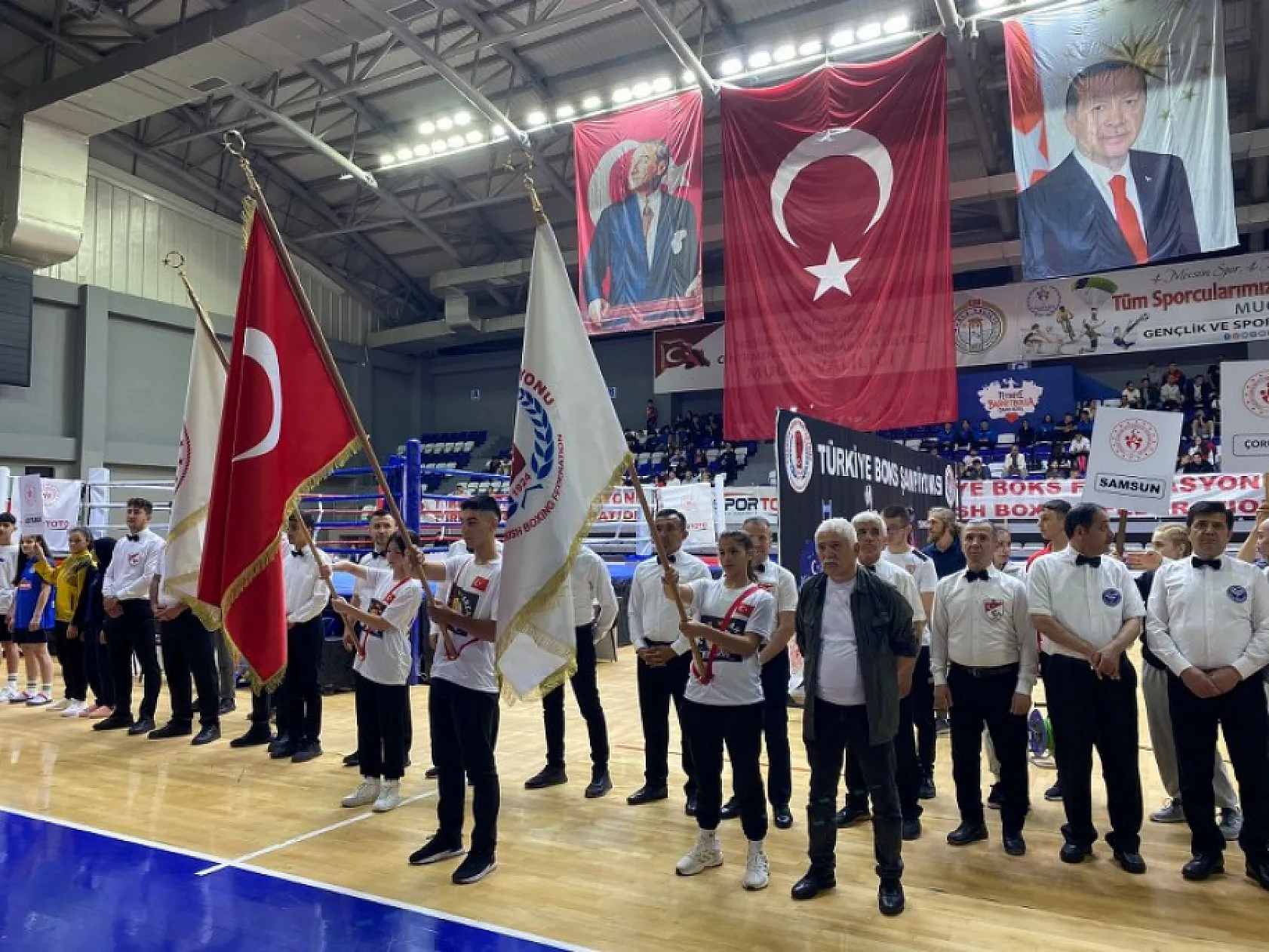 Türkiye Yıldızlar Kızlar ve Erkekler Boks Şampiyonası Fethiye'de başladı