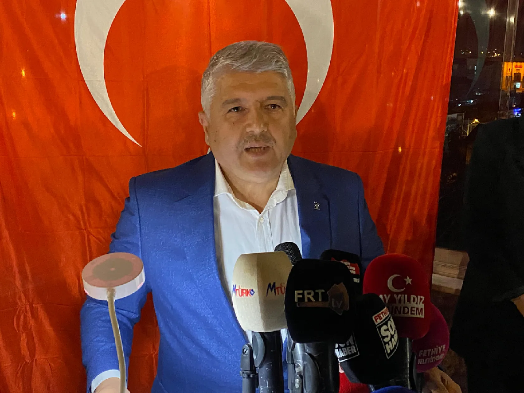 Başkan Akdenizli 'Gazeteciler, Önemli Bir Kamu Görevini Yerine Getirmektedir'