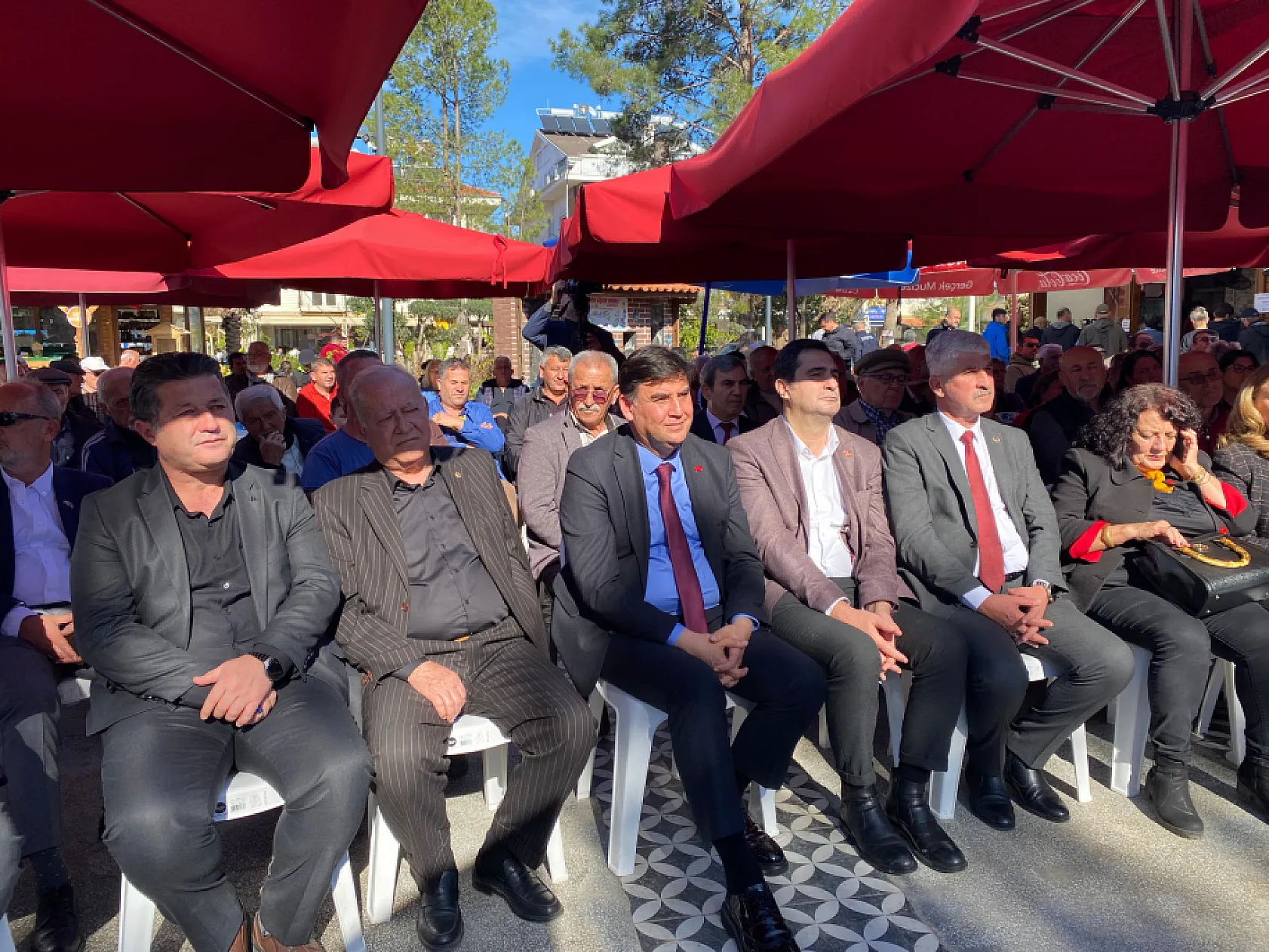 Fethiye'de 'Bir Değişim Başlamalı' Söyleşisi