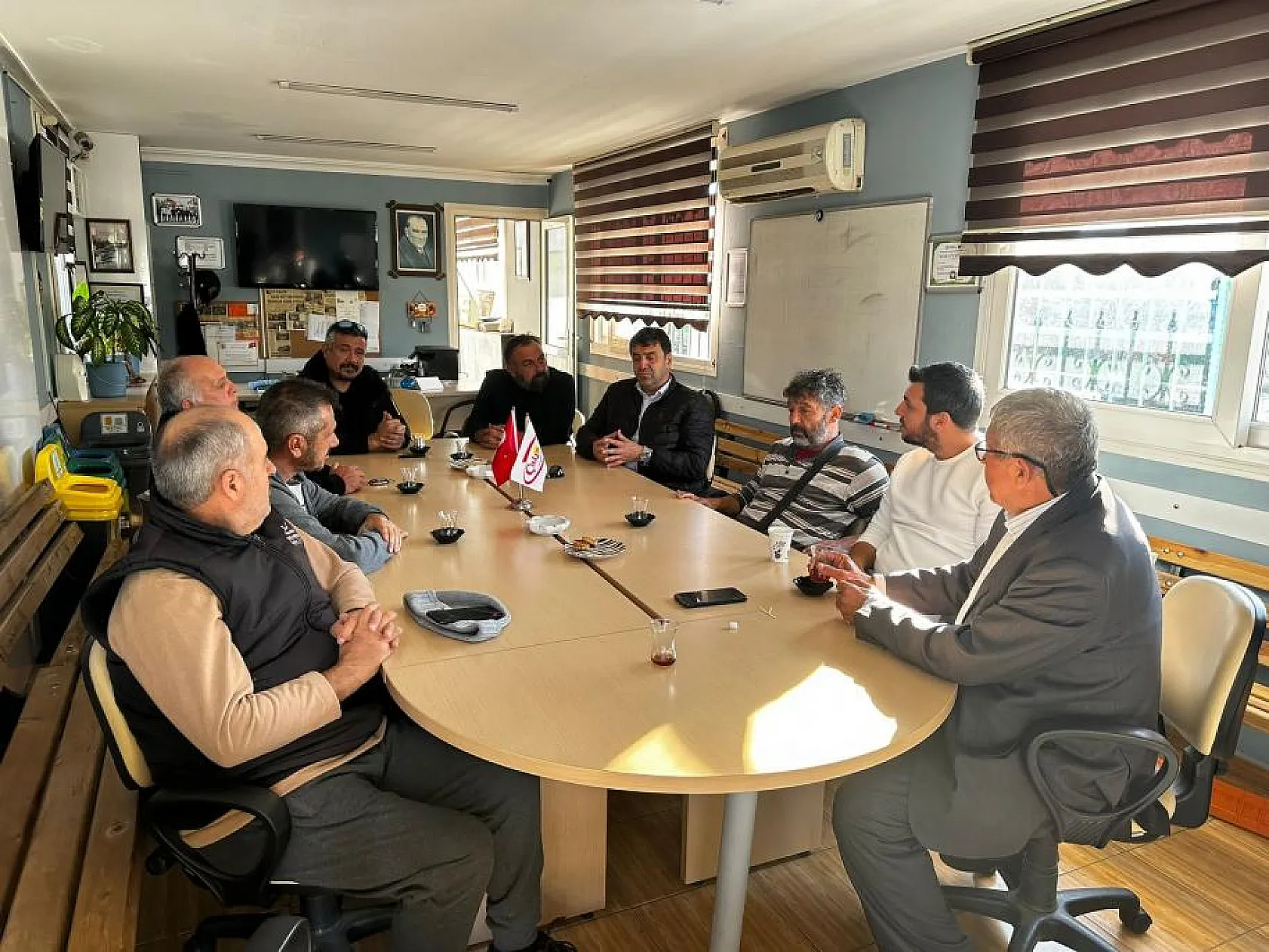 Aday Adayı Yücel Turizmcilerin Sorunlarını Dinledi