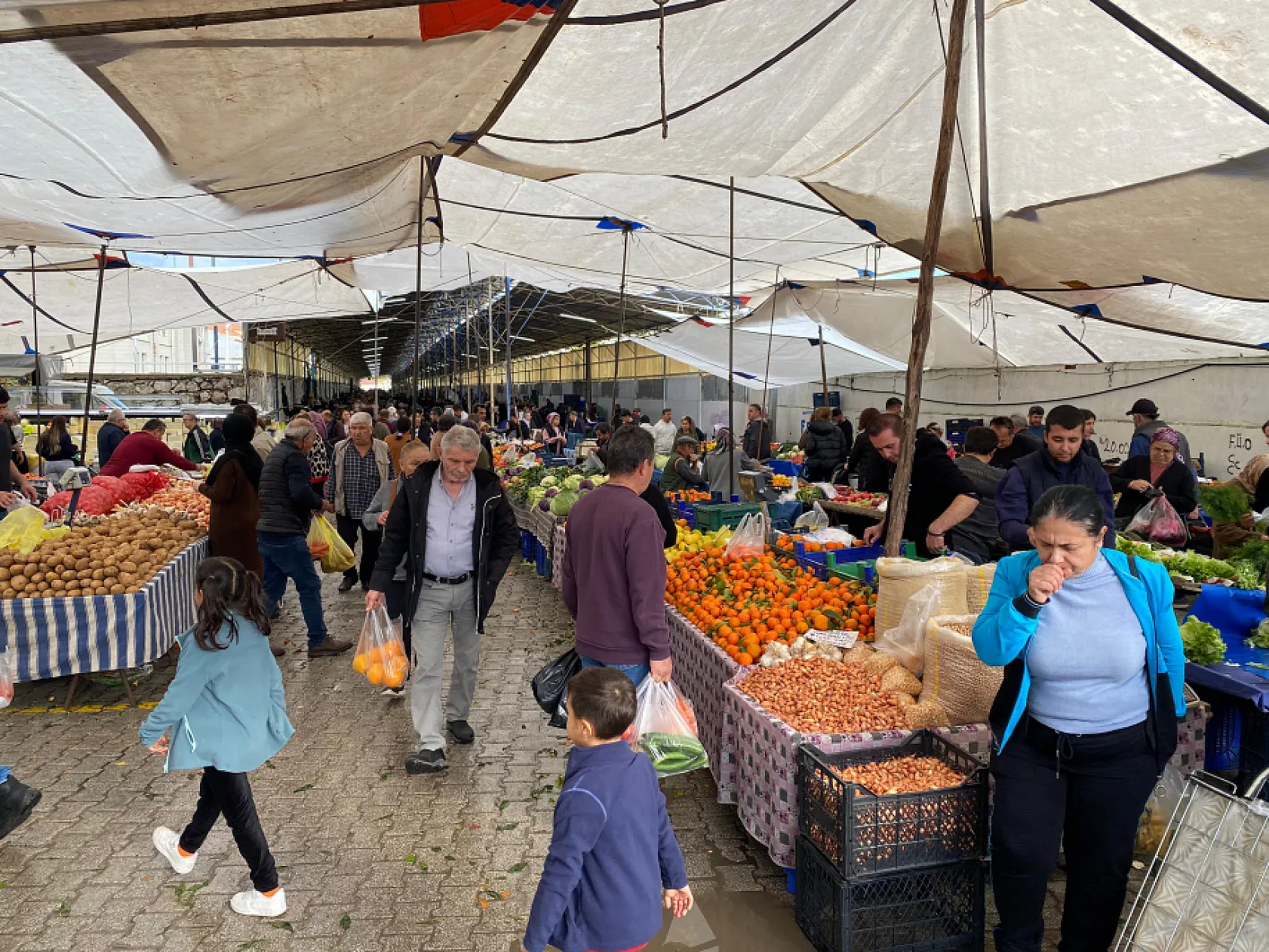 Fethiye Salı Pazarı Esnafından Fiyat Değerlendirmesi