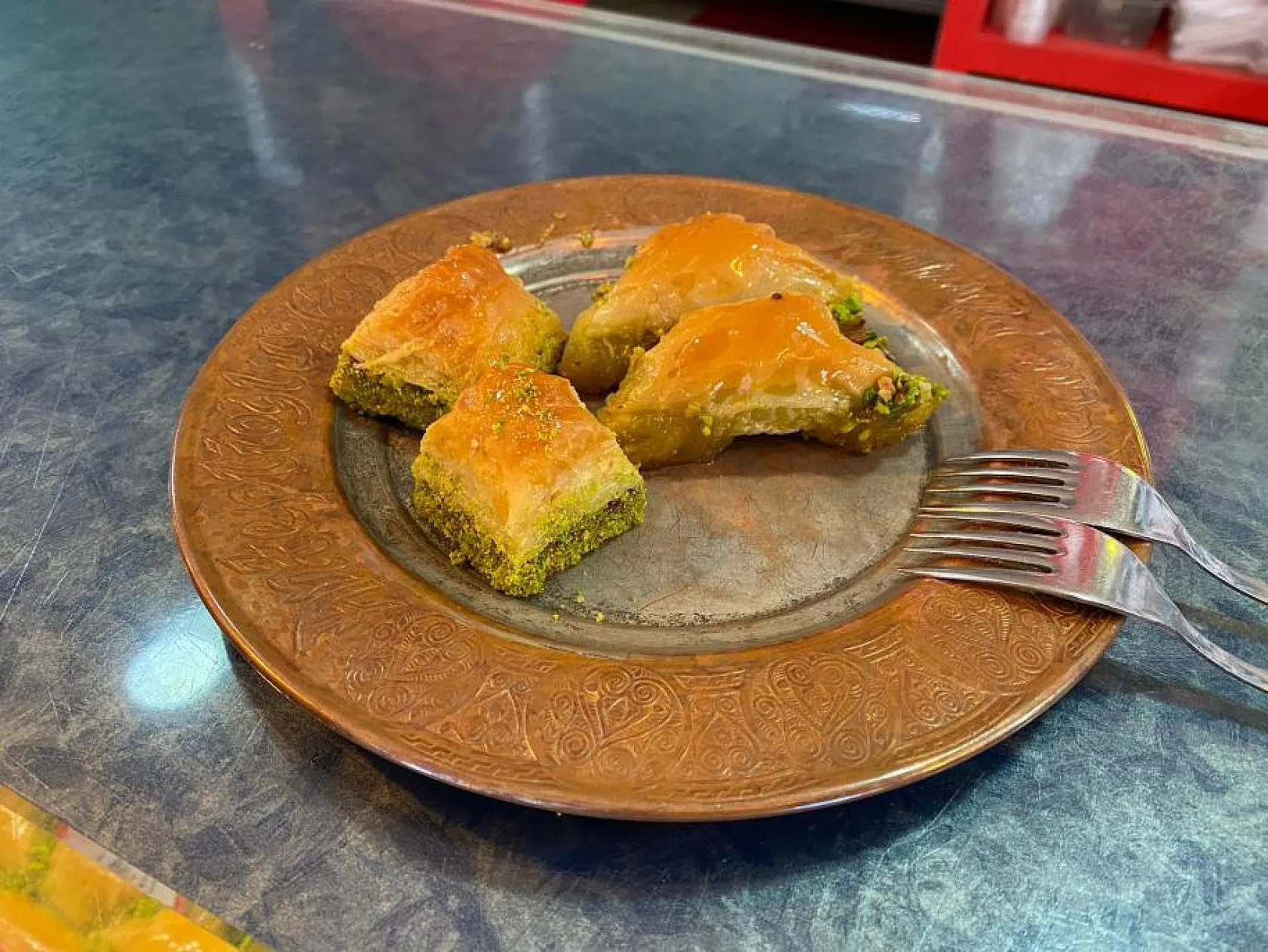 Tepsi kültürü bitti, Baklava artık taneyle satılıyor!