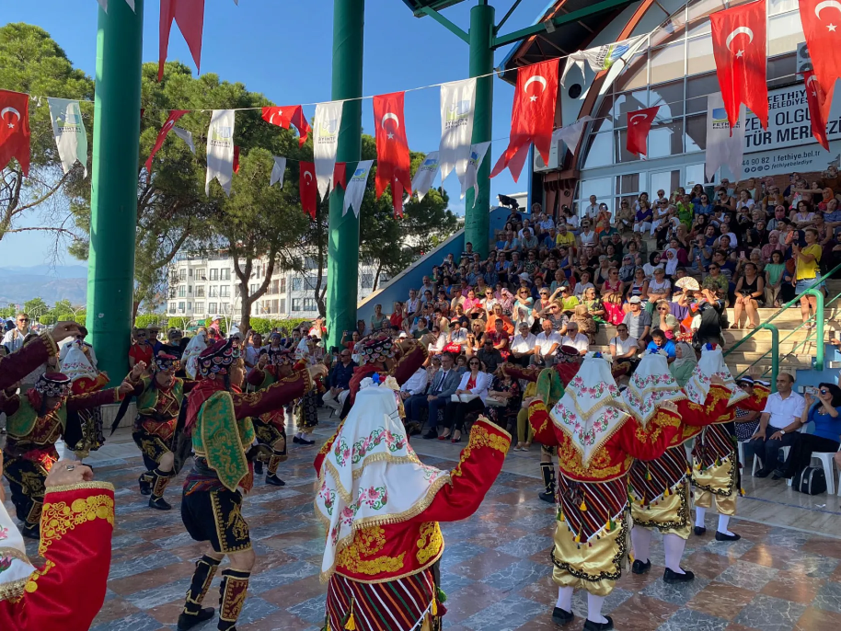 Fethiye'de Hayat Boyu Öğrenme Haftası çeşitli etkinliklerle başladı