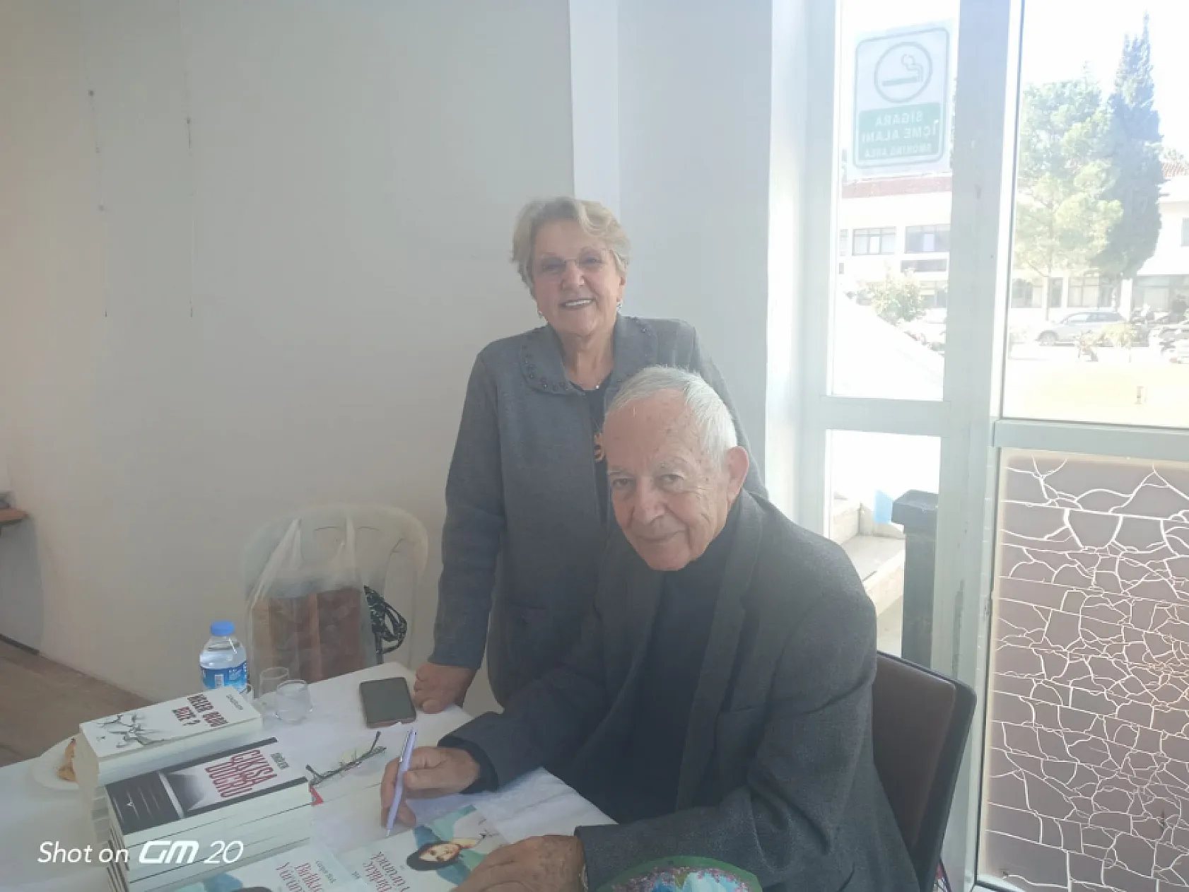 Fethiye Kardelen Sanat Derneği'nden Geleneksel Yıl Sonu Sergisi ve Kitap İmza Günü