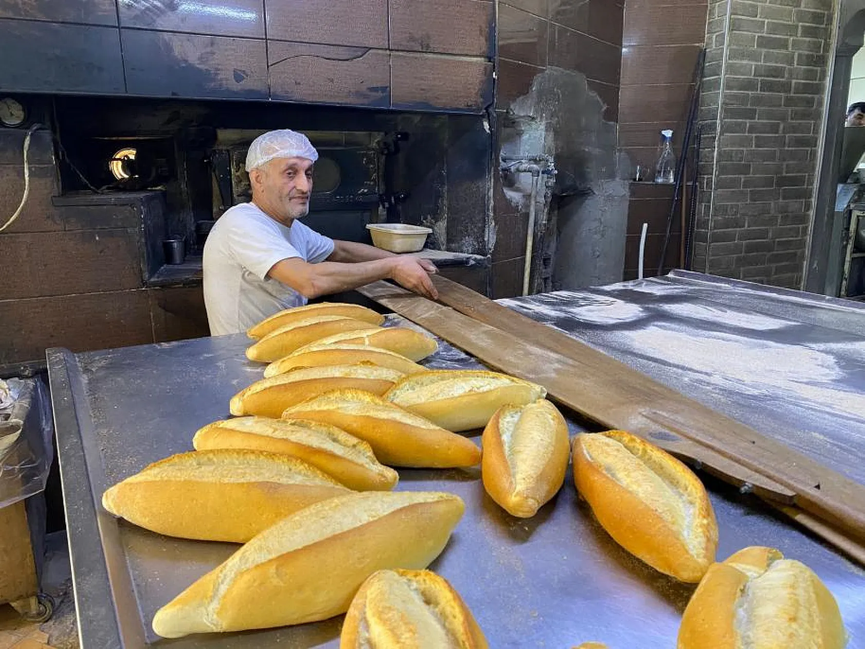 Fırıncı Saraç, ekmek zammı tartışmasına açıklık getirdi