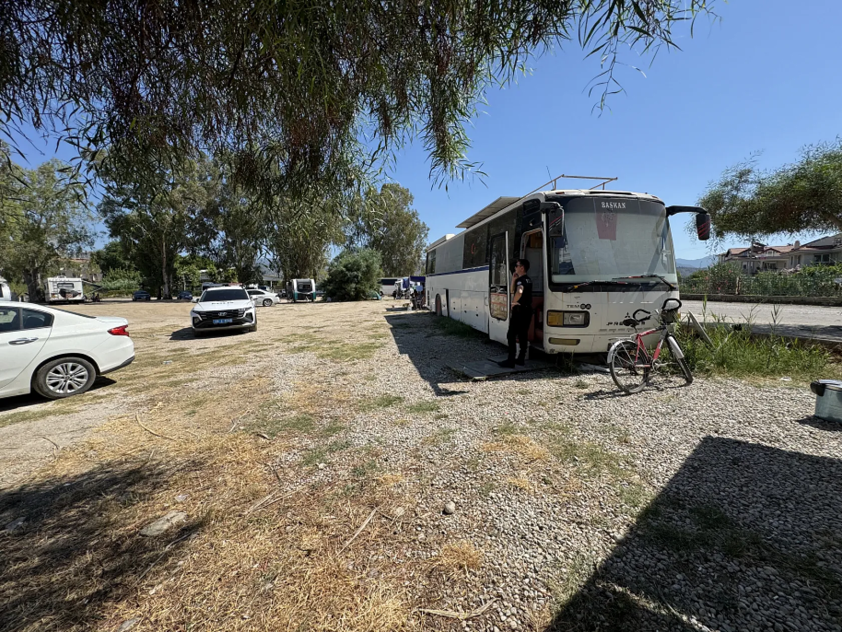 Fethiye'de bir kişi yaşadığı otobüste ölü bulundu