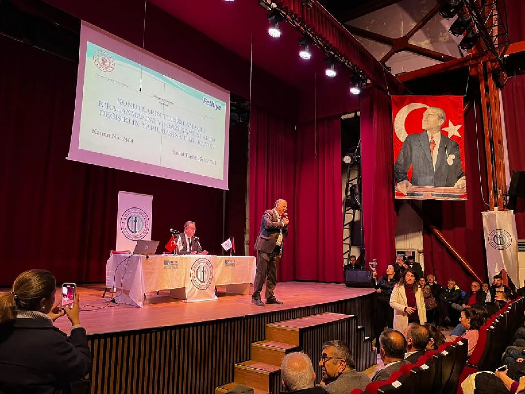 Fethiye'de Konutların Turizm Amaçlı Kiralanması Toplantısı Tekrardan Yapıldı