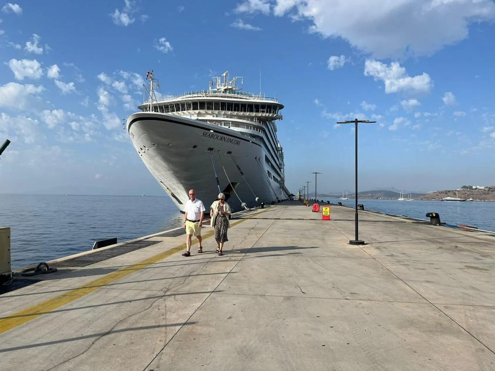 Dev Gemi İle Geldiler