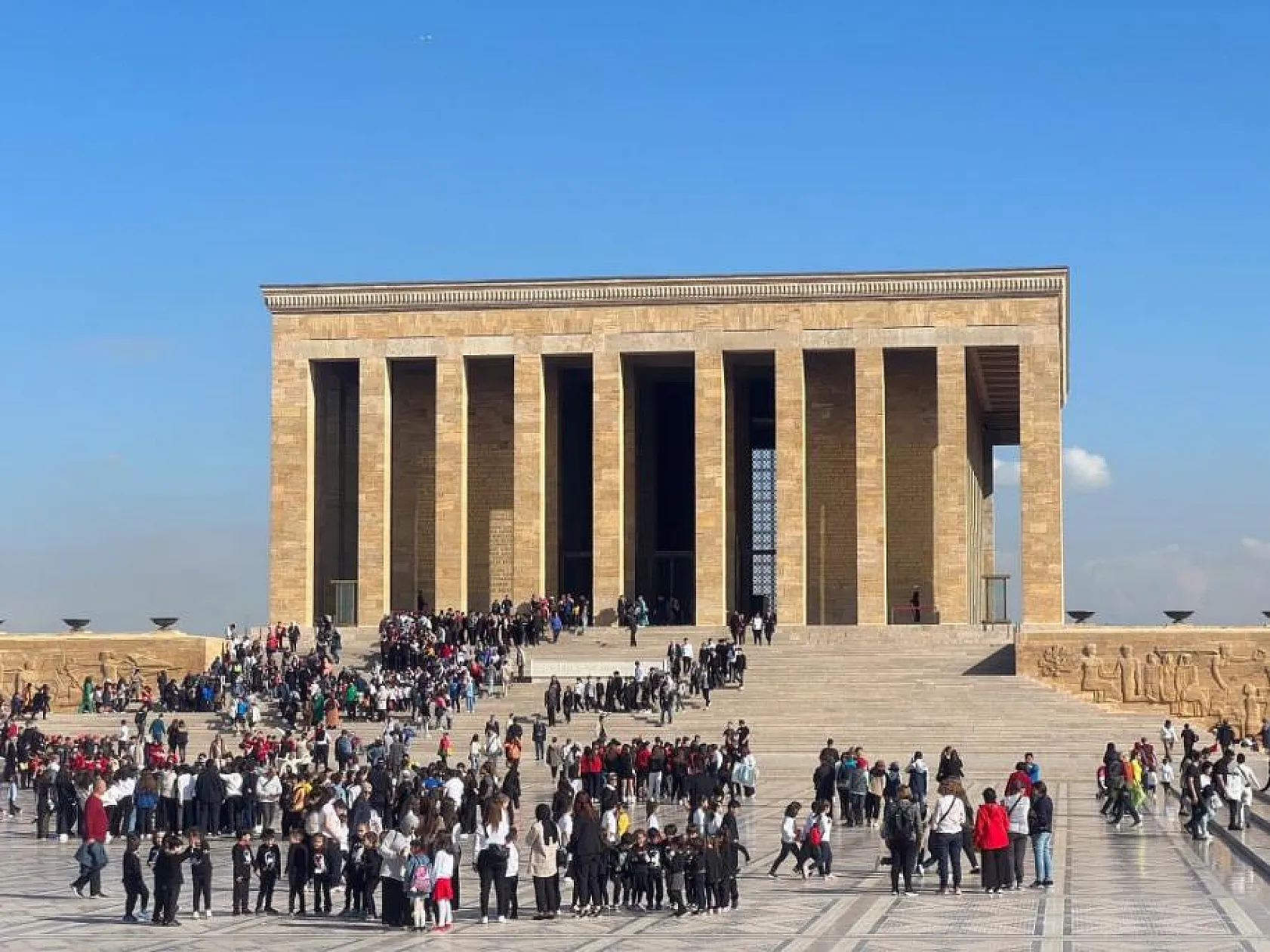 Büyükşehir SOGEM gençlerini Anıtkabir'e gönderdi