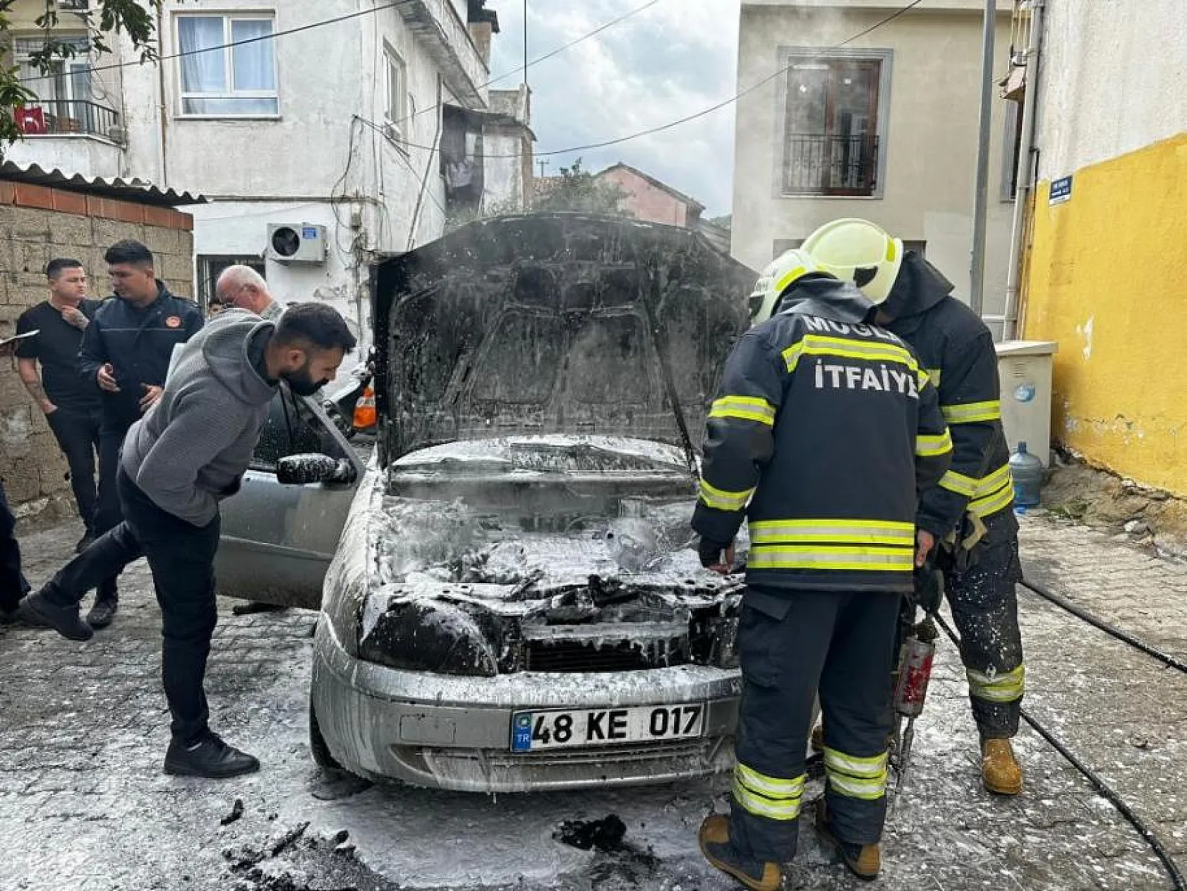 LPG'li araç yangını panikletti