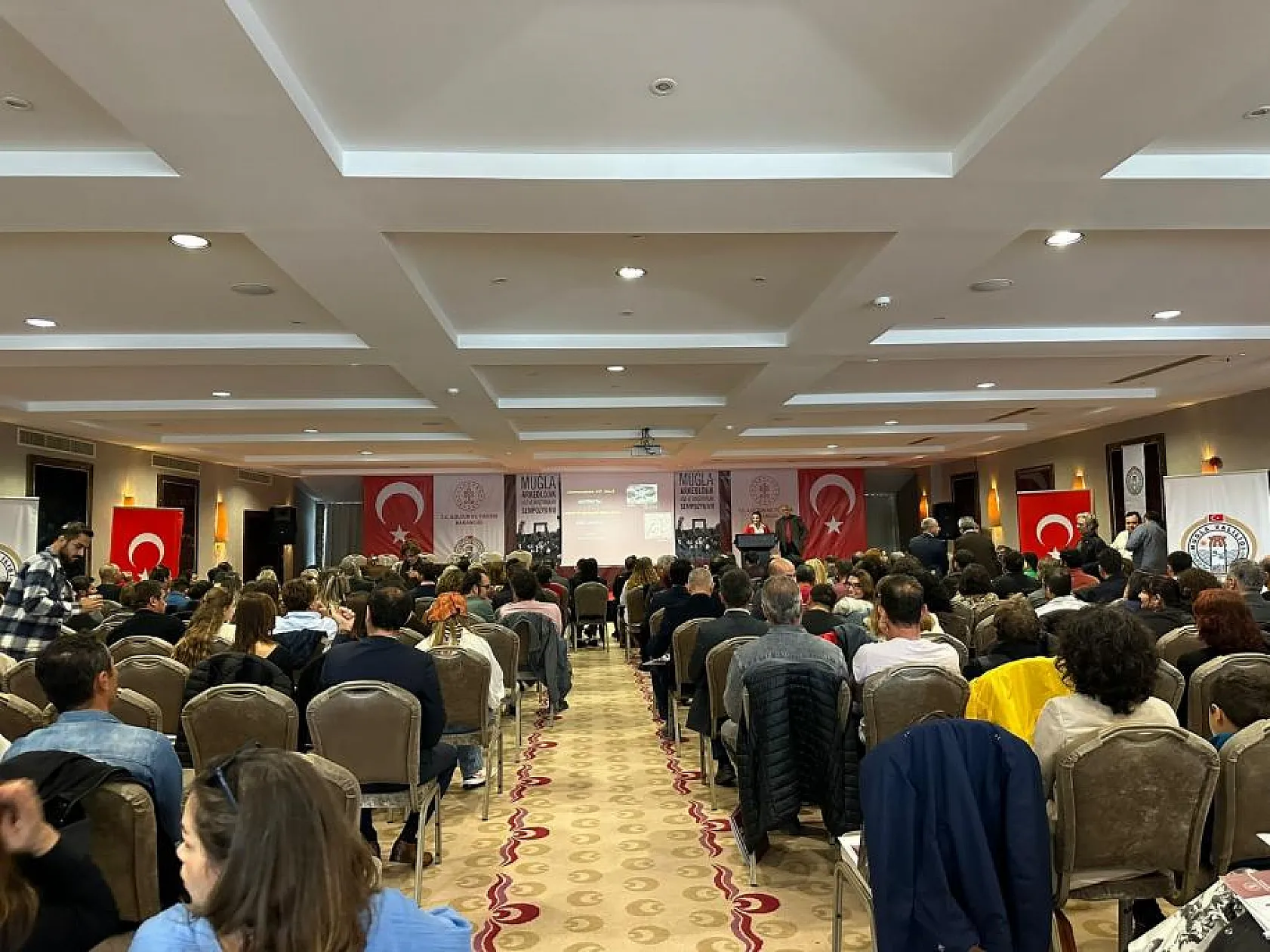 Arkeolojik Kazı ve Araştırmalar Sempozyumu başladı