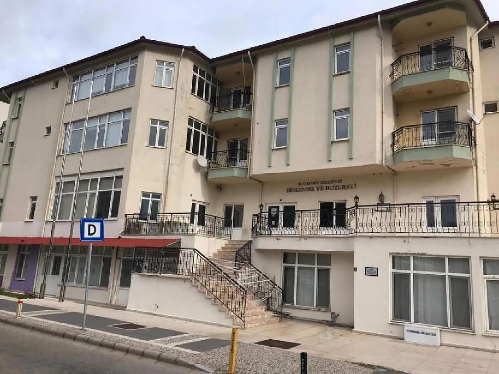 Belediyenin Dinlenme ve Huzurevi Kapandı