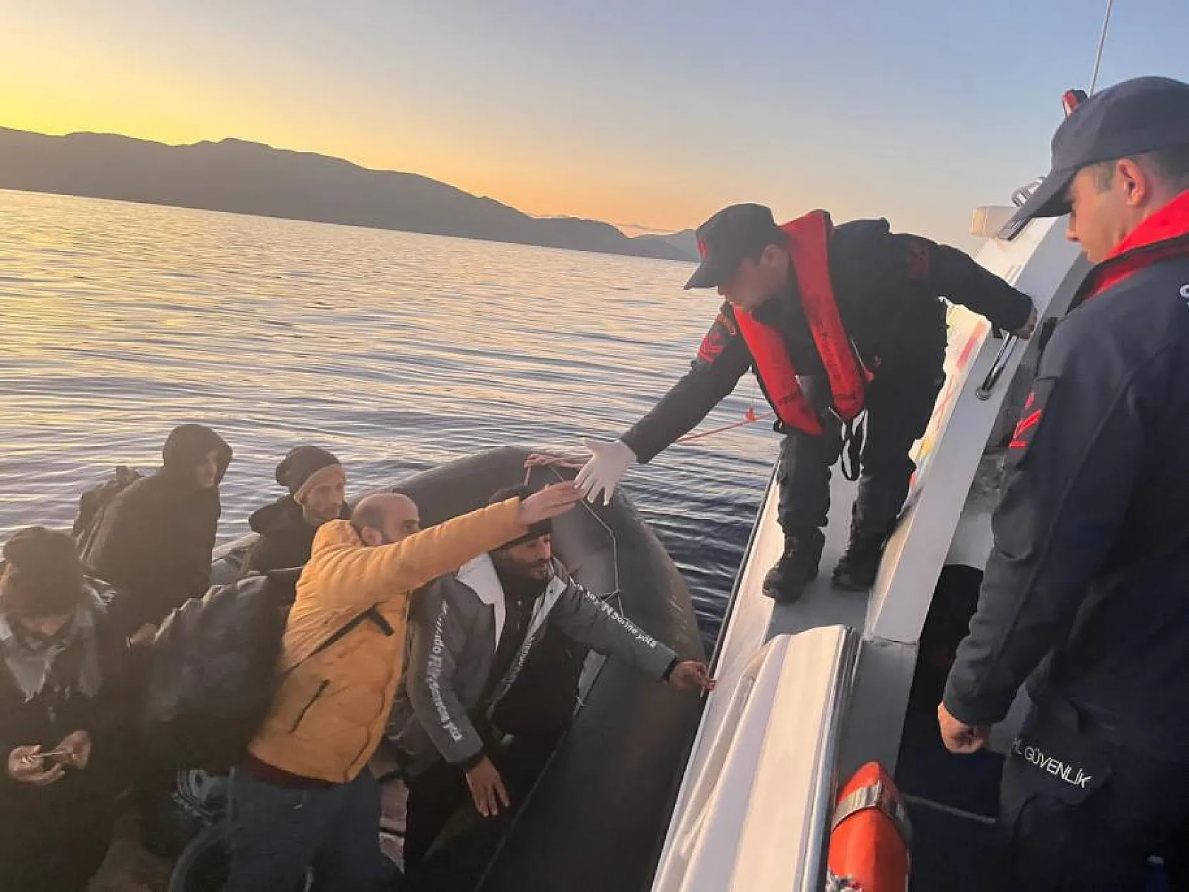 Düzensiz göçe geçit verilmiyor