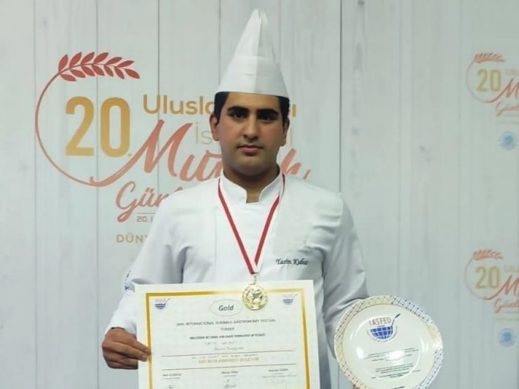 Fethiyeli Yasin'den altın madalya