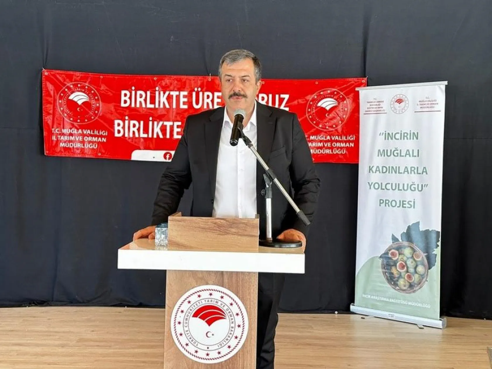 İncir fidanları dağıtıldı