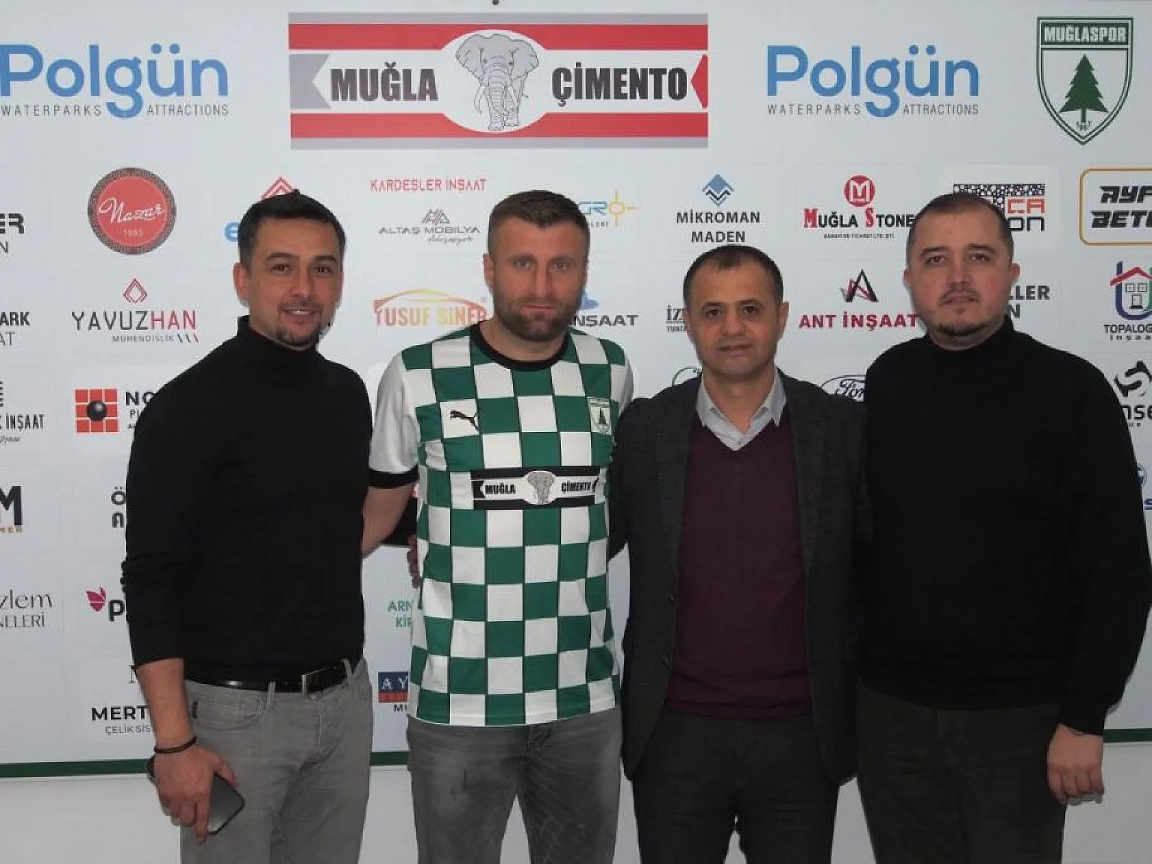 Muğlaspor Transfer Çalışmalarına Devam Ediyor