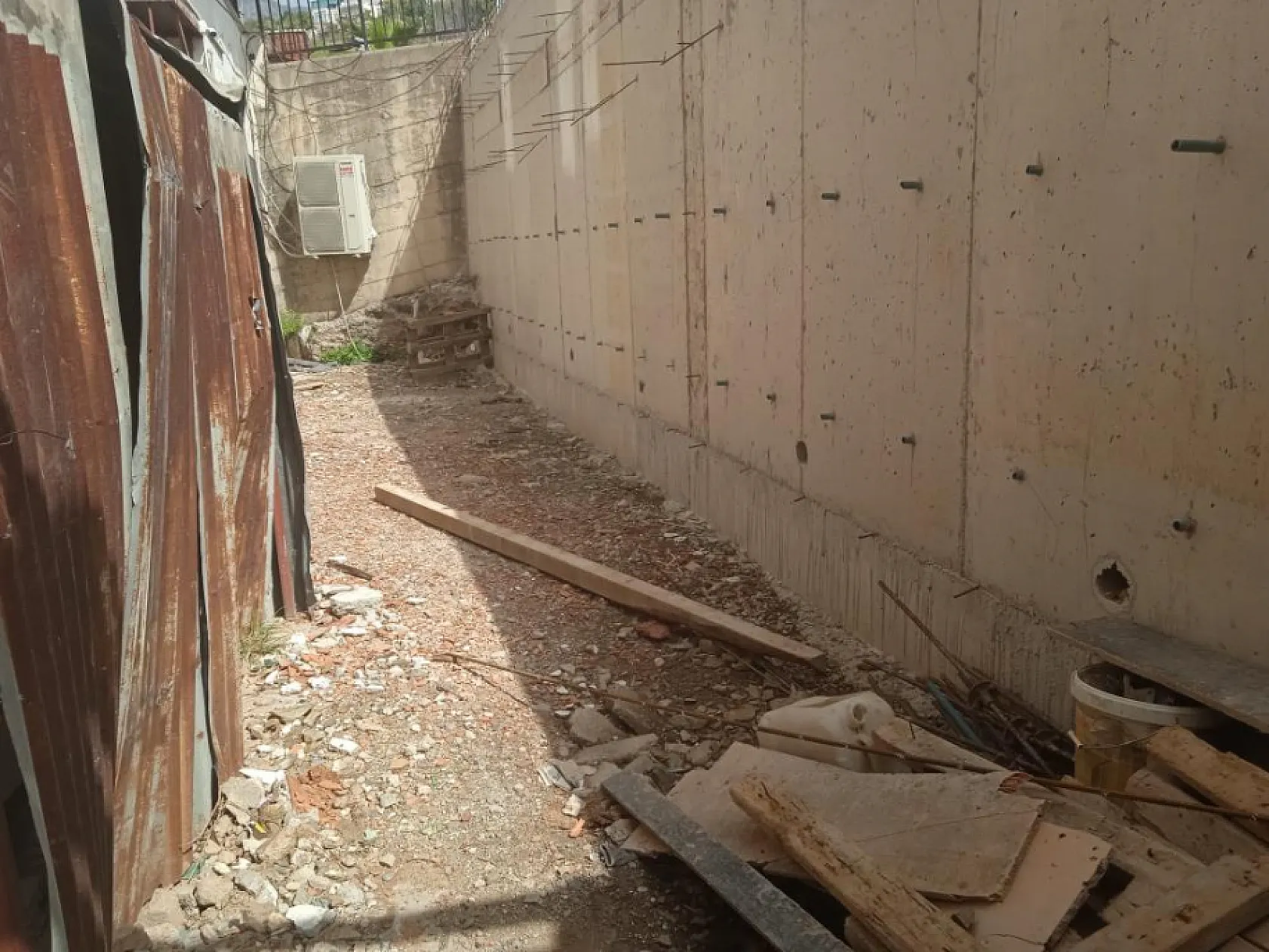 9 yaşındaki kız apartmanın 3. katından düştü