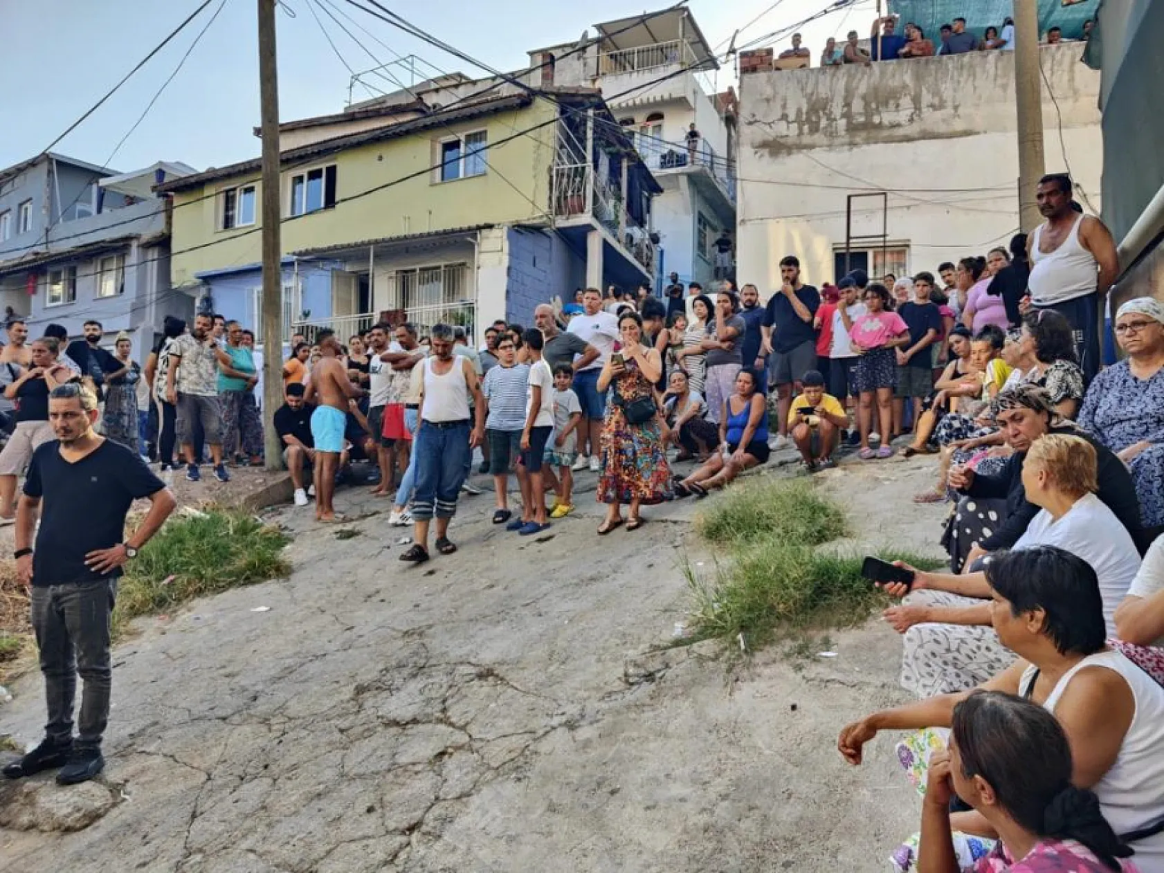 Tartıştığı eşini silahla vurarak öldürdü