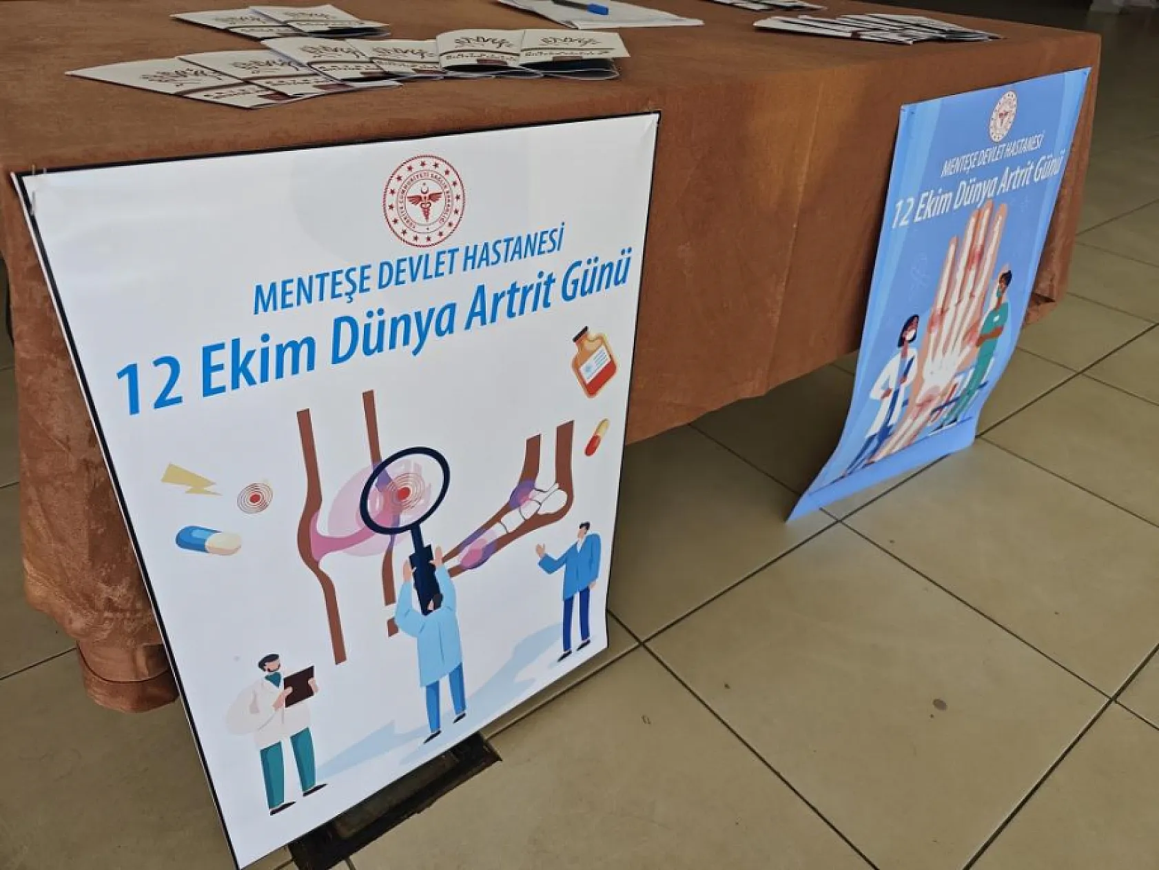 Menteşe Devlet Hastanesi'nden vatandaşlara 'artrit' bilgilendirmesi