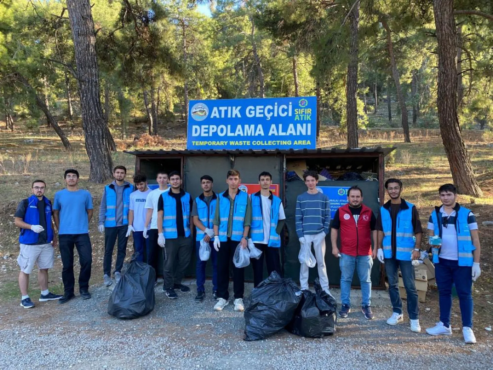 Yurt öğrencileri Muğla'da tarihi ve doğal güzellikleri keşfetti