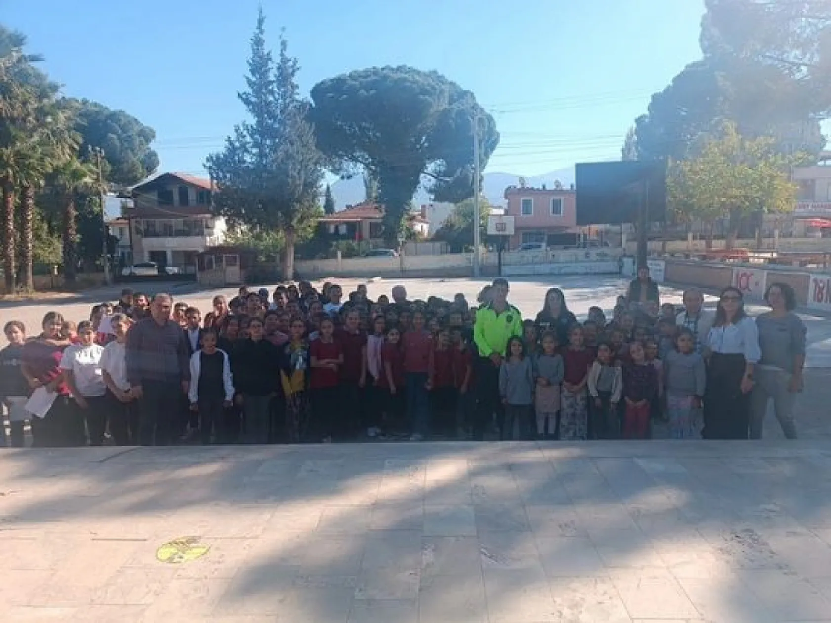 Seydikemer'de öğrencilere toplum destekli polislik eğitimi verildi