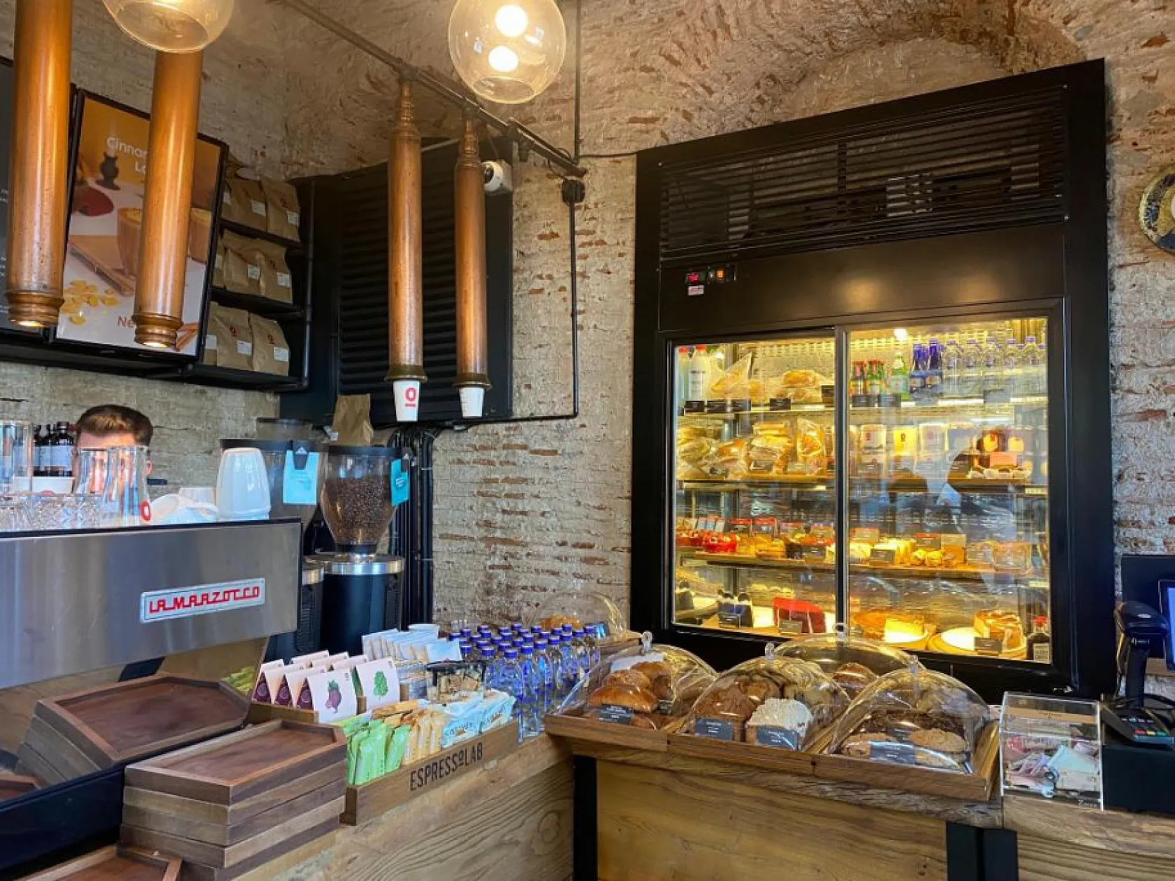 Tarihi Emirgan Muvakkithanesi zincir bir kahveciye kiralandı