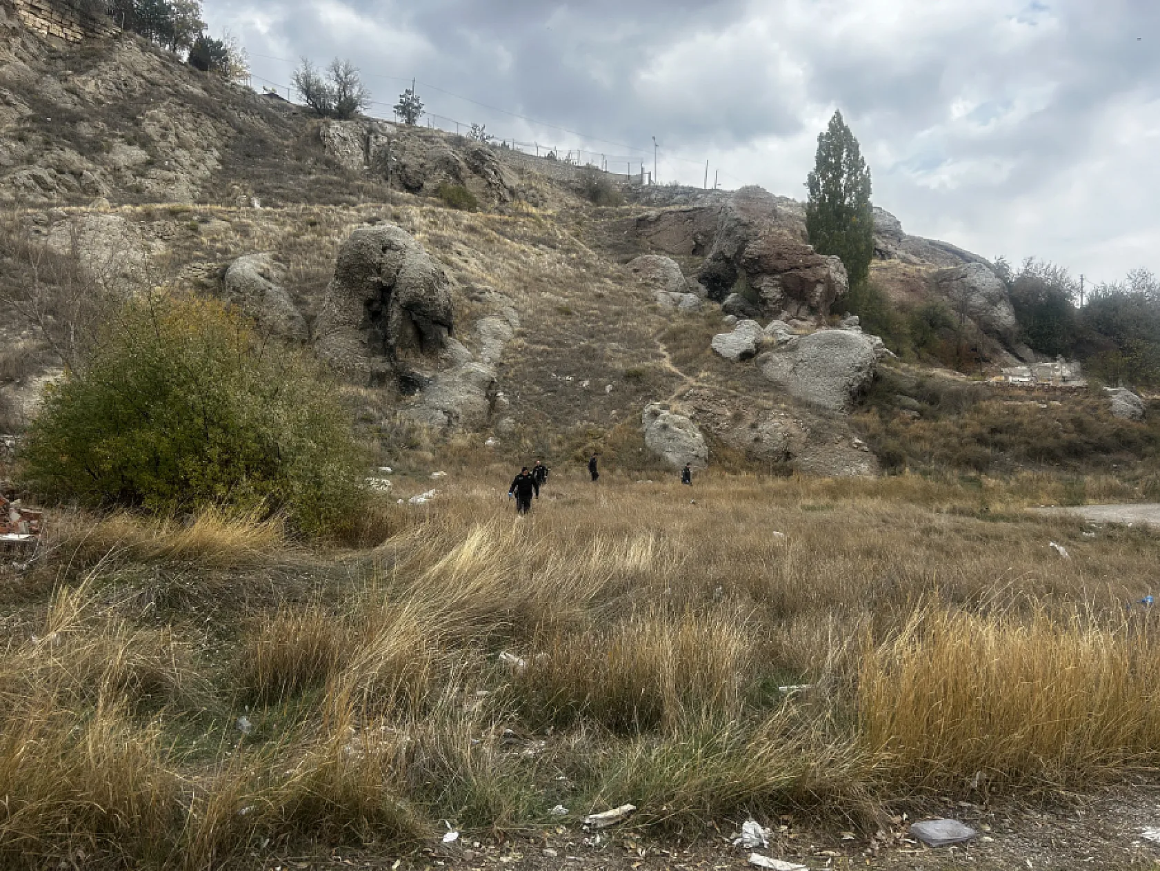 Boş arazide bebek cesedi bulundu