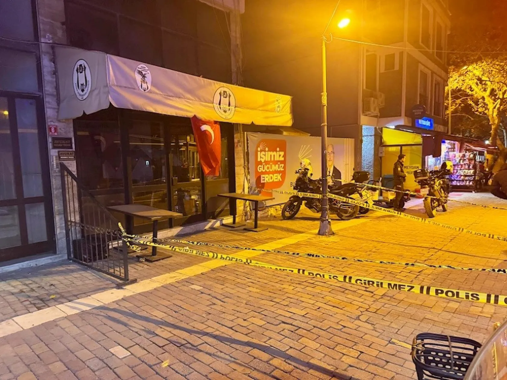 Taraftar derneği lokaline silahlı saldırı